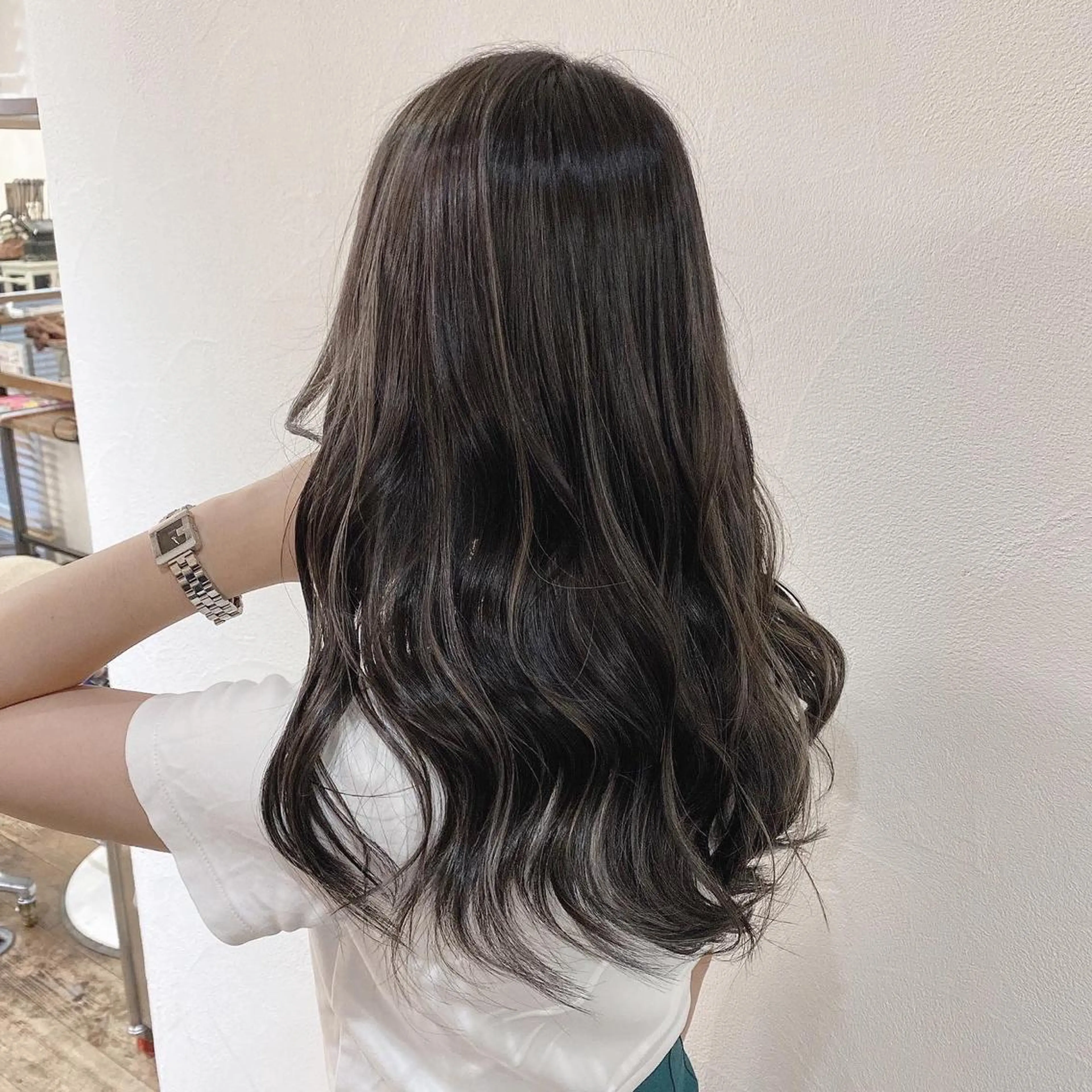 セミロング カラー ハイライトカラー ハイライト カット ヘアカラー ハイライト／髪質改善 裕樹のヘアスタイル