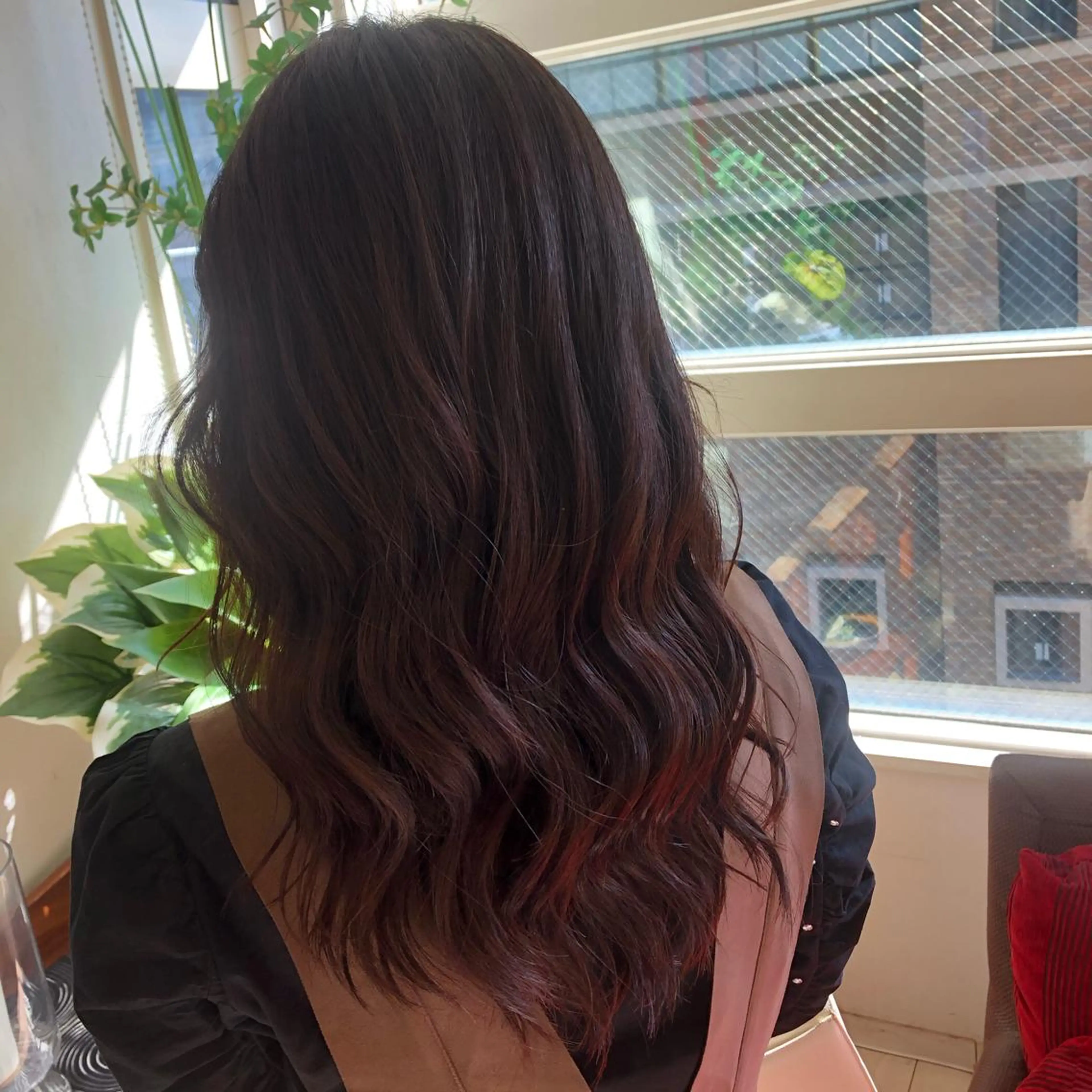 セミロング 鶴﨑 美優亜のヘアスタイル