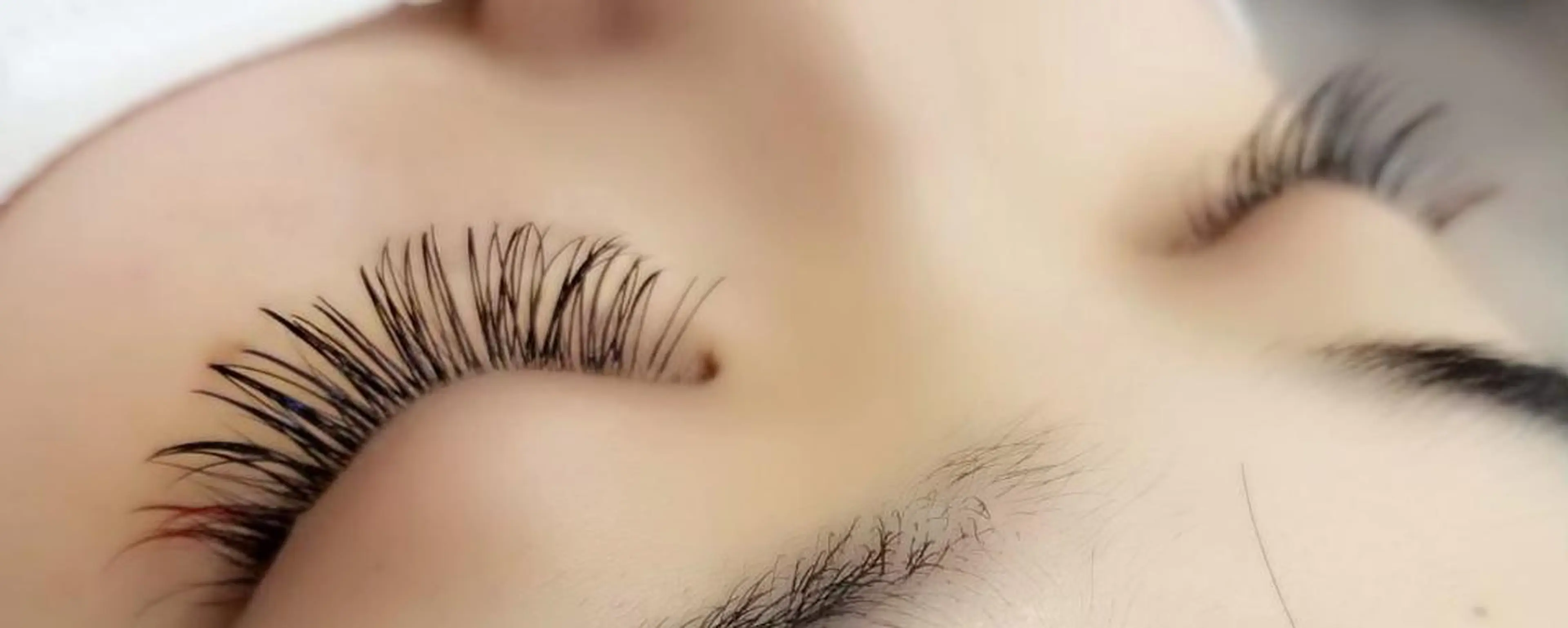 マツエク・マツパ 岡田詩織 MODE Ks松原店のヘアスタイル