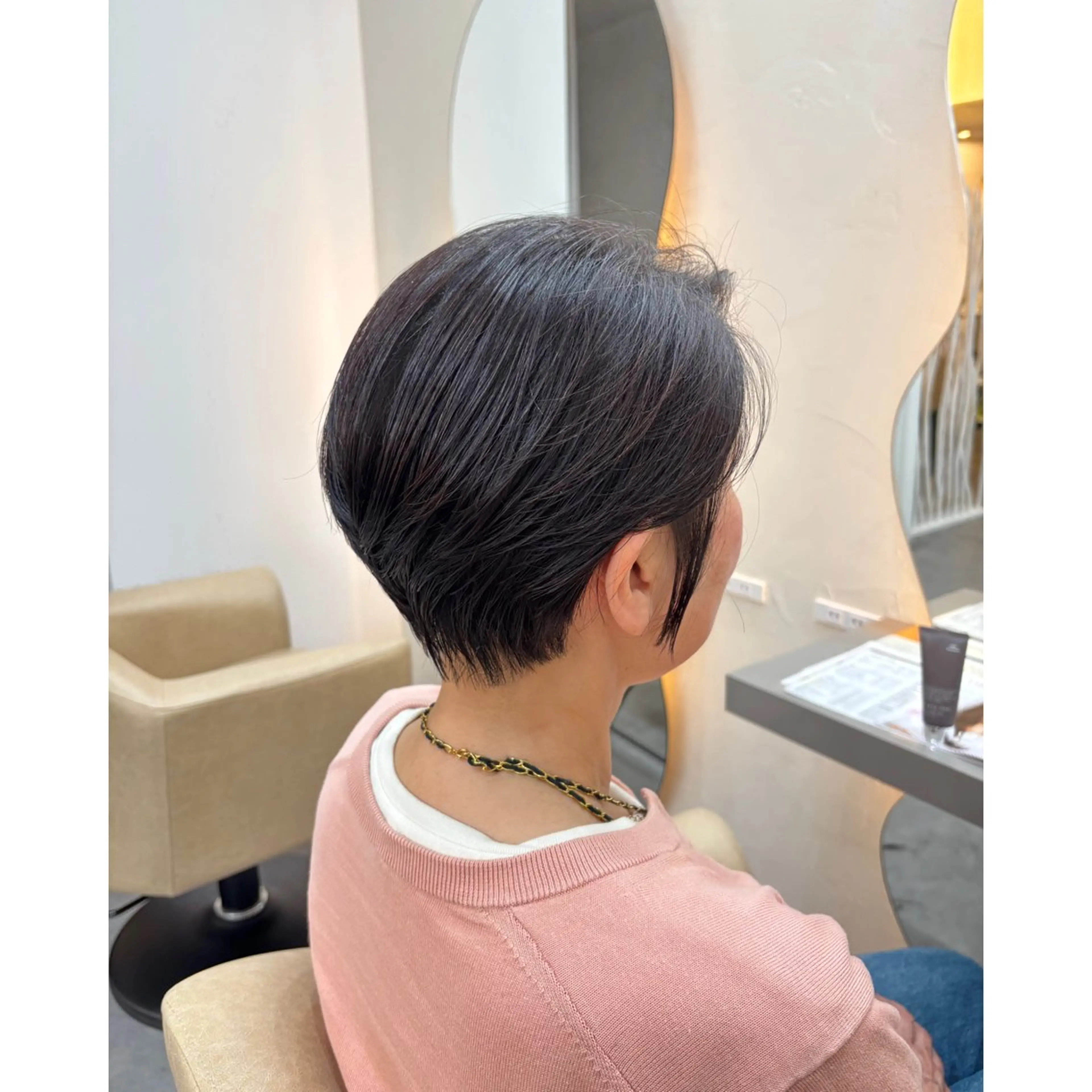 ショート レイヤーカット ショートヘア カット 柏木 千響️🫧 似合わせカット🫧のヘアスタイル