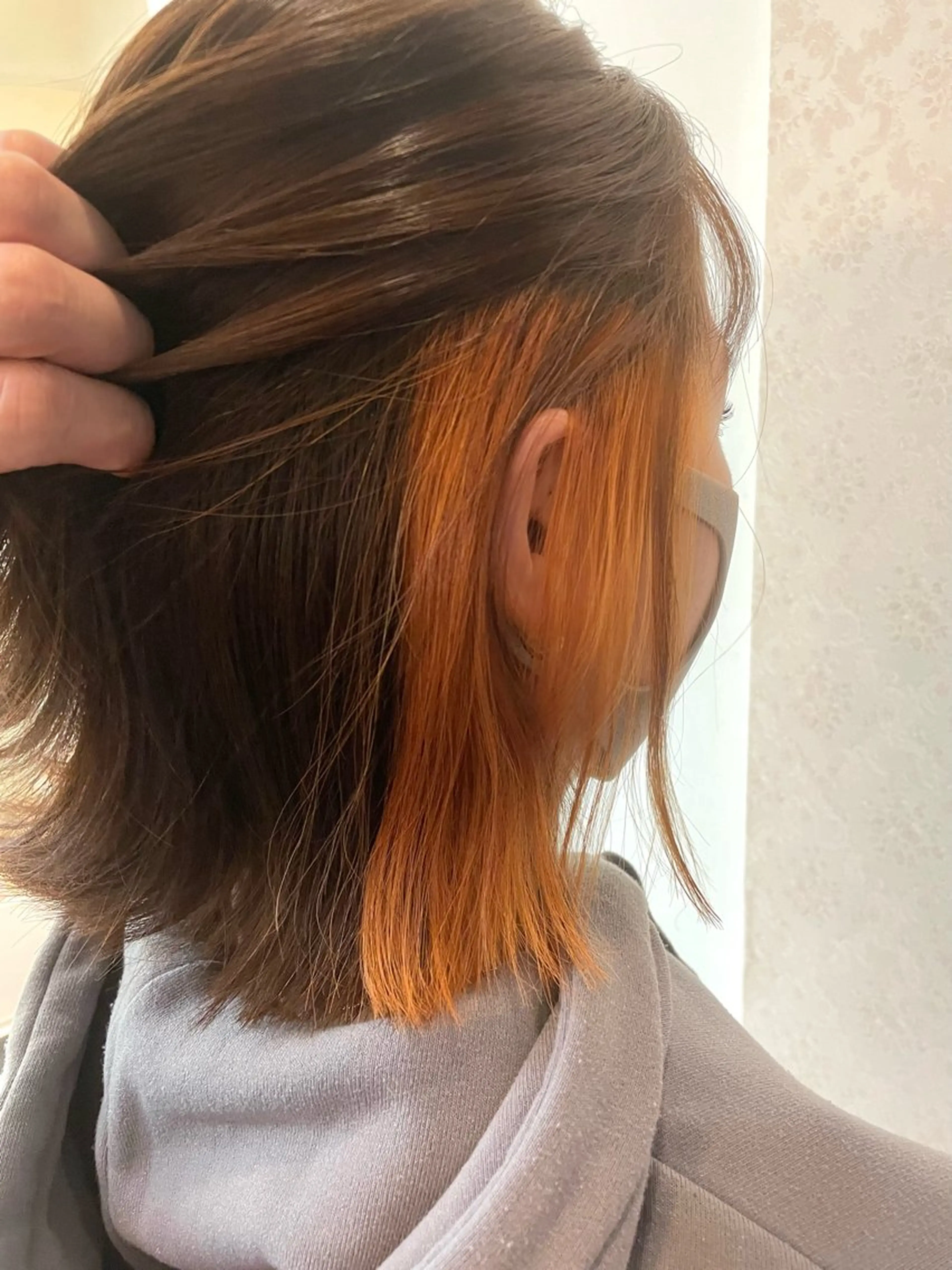 ショート カラー ヒヨシ ルナのヘアスタイル