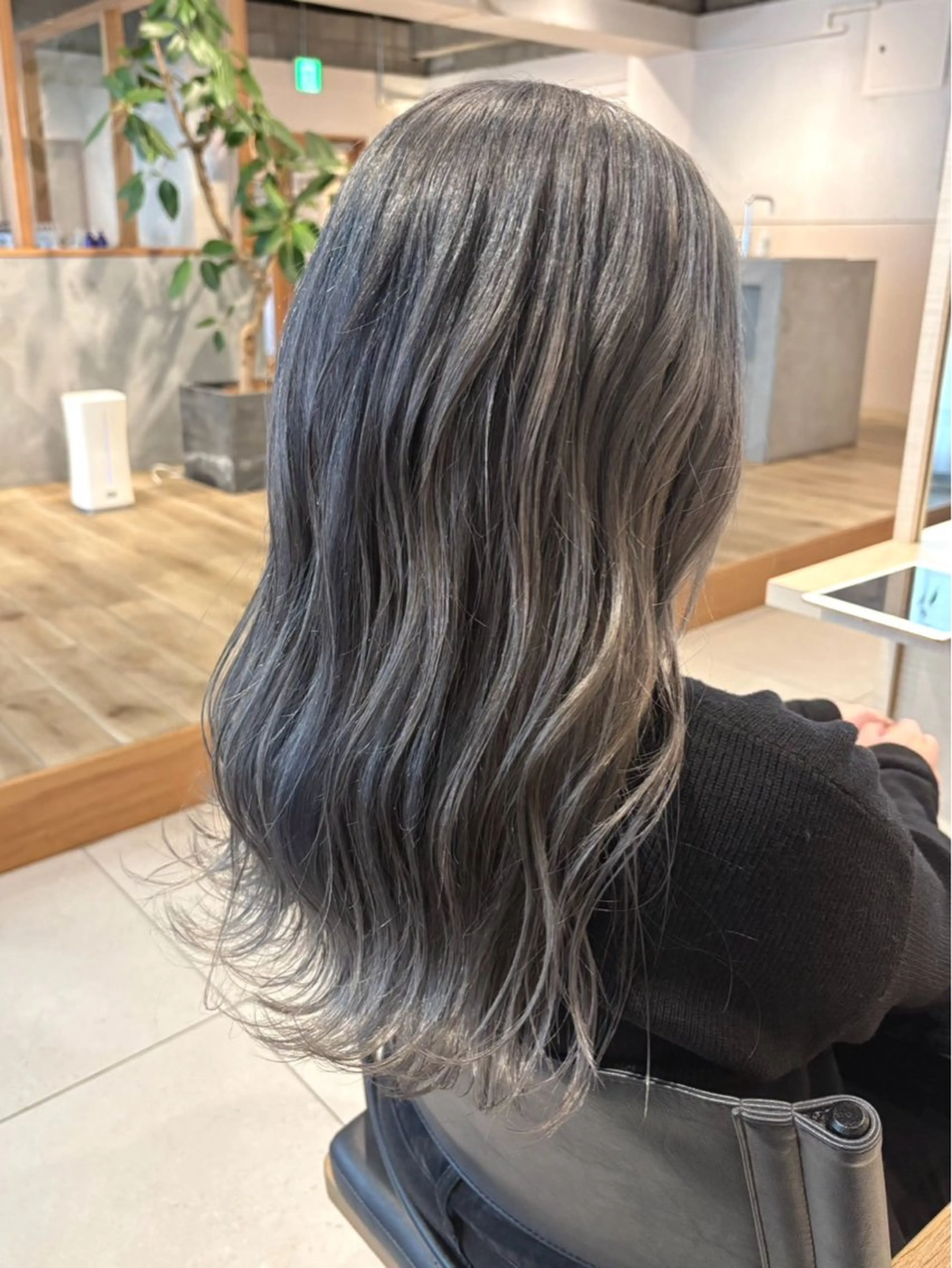 ロング カラー ヘアカラー aina ⠀ ⠀ ⠀のヘアスタイル