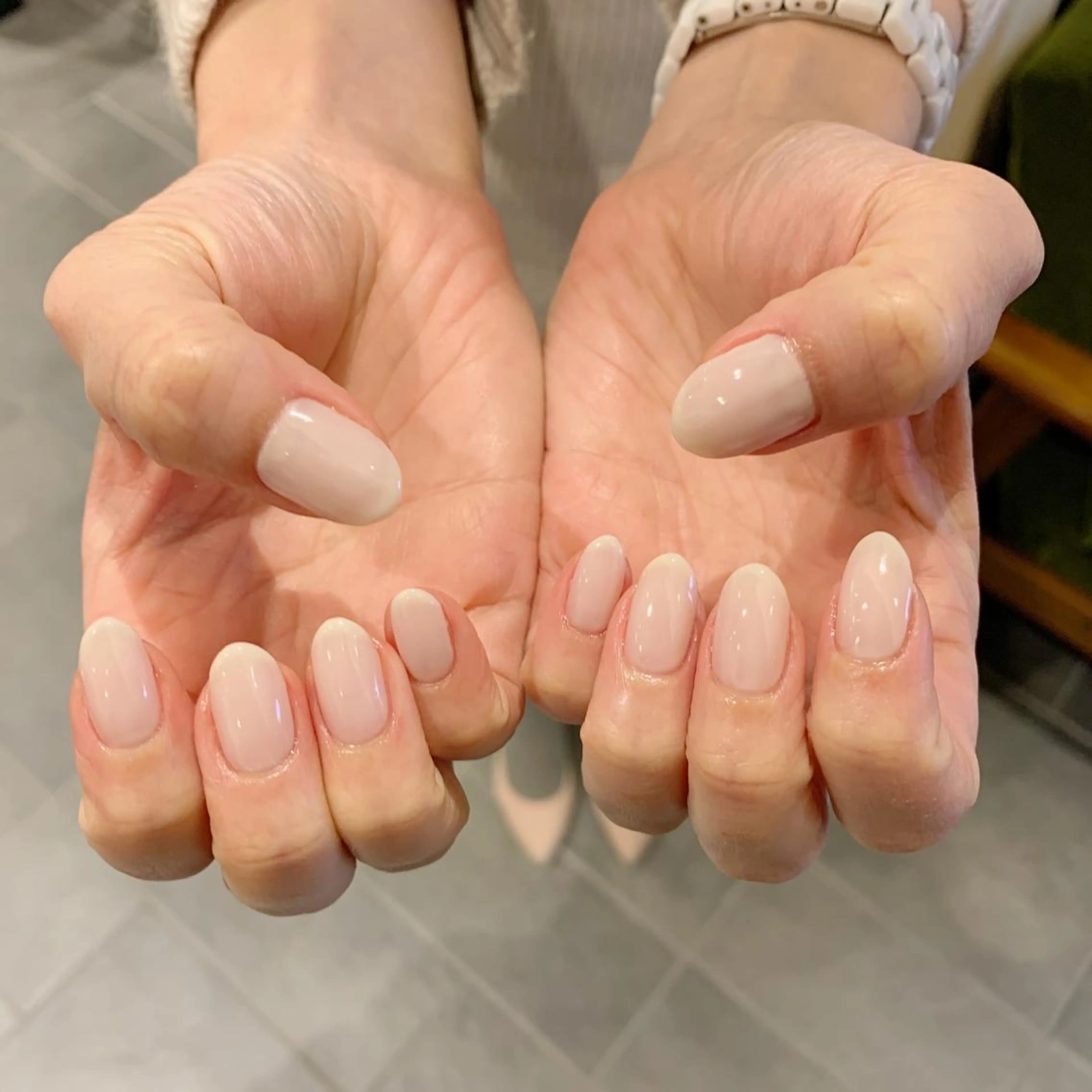 ネイル ジェルネイル ワンカラーネイル パラジェル 鈴木 里奈のネイルデザイン