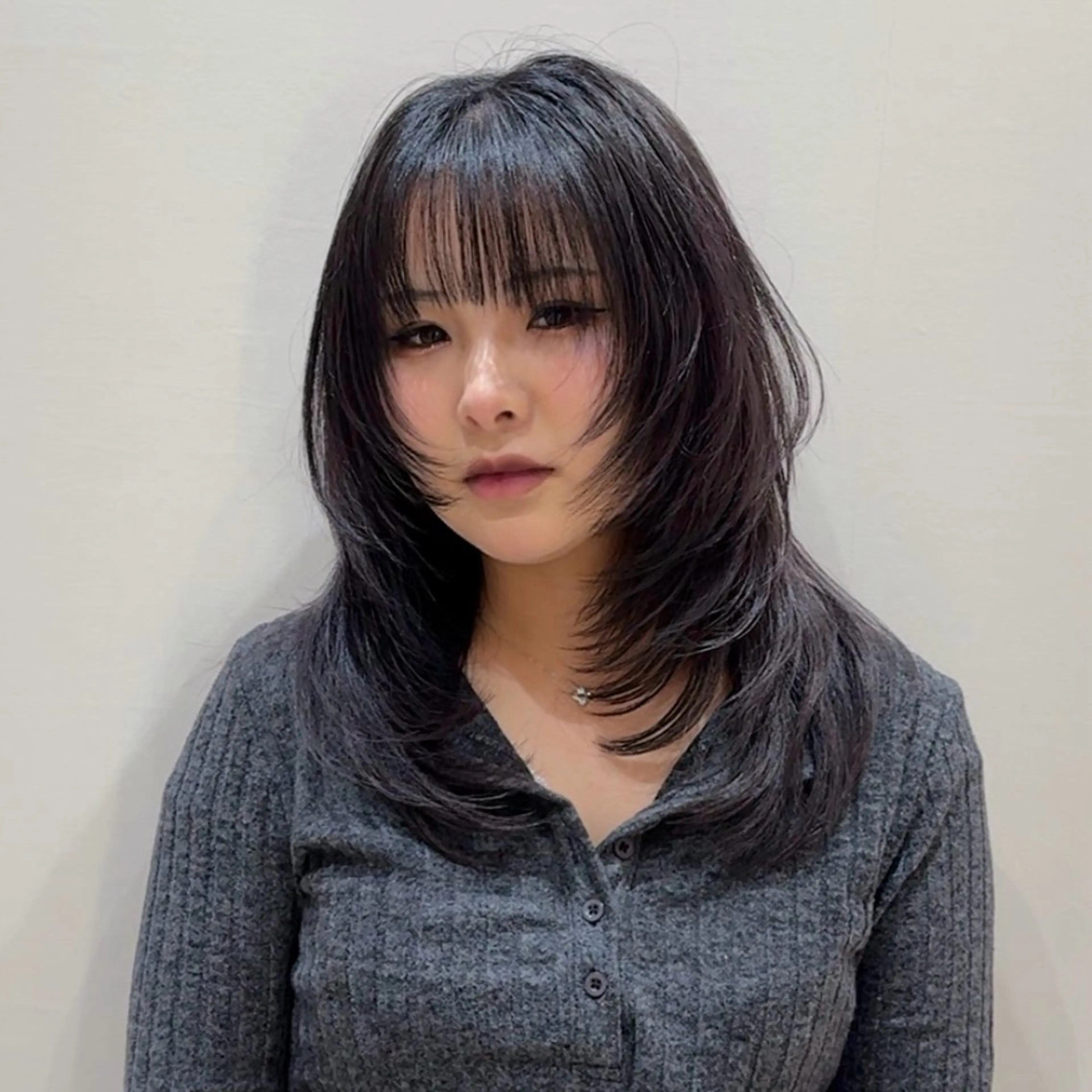 セミロング ハイトーン×レイヤー /RINのヘアスタイル