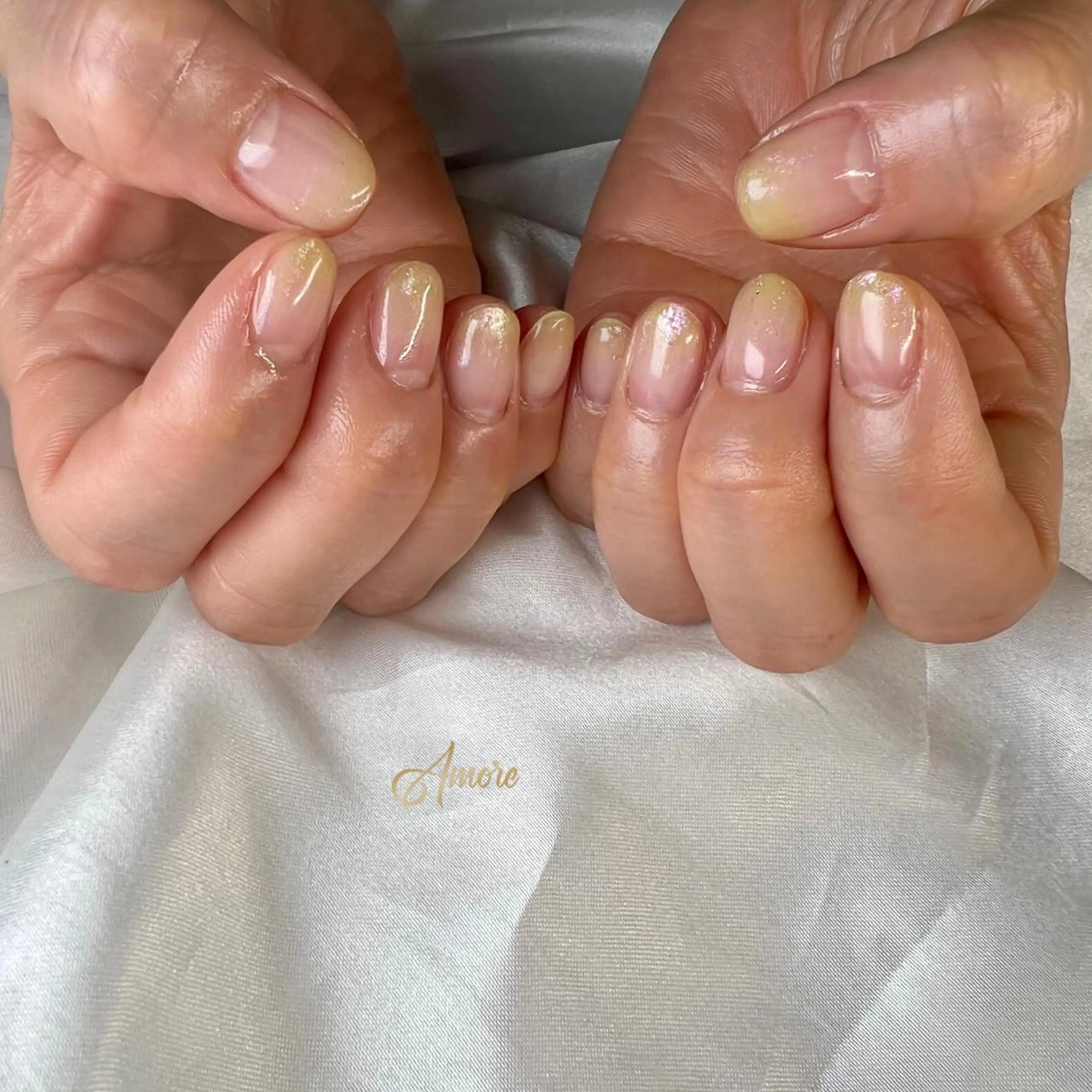 ネイル 氷ネイル・うるうるネイル マグネットネイル ミラーネイル ニュアンスネイル シンプルネイル You kyehwaのネイルデザイン