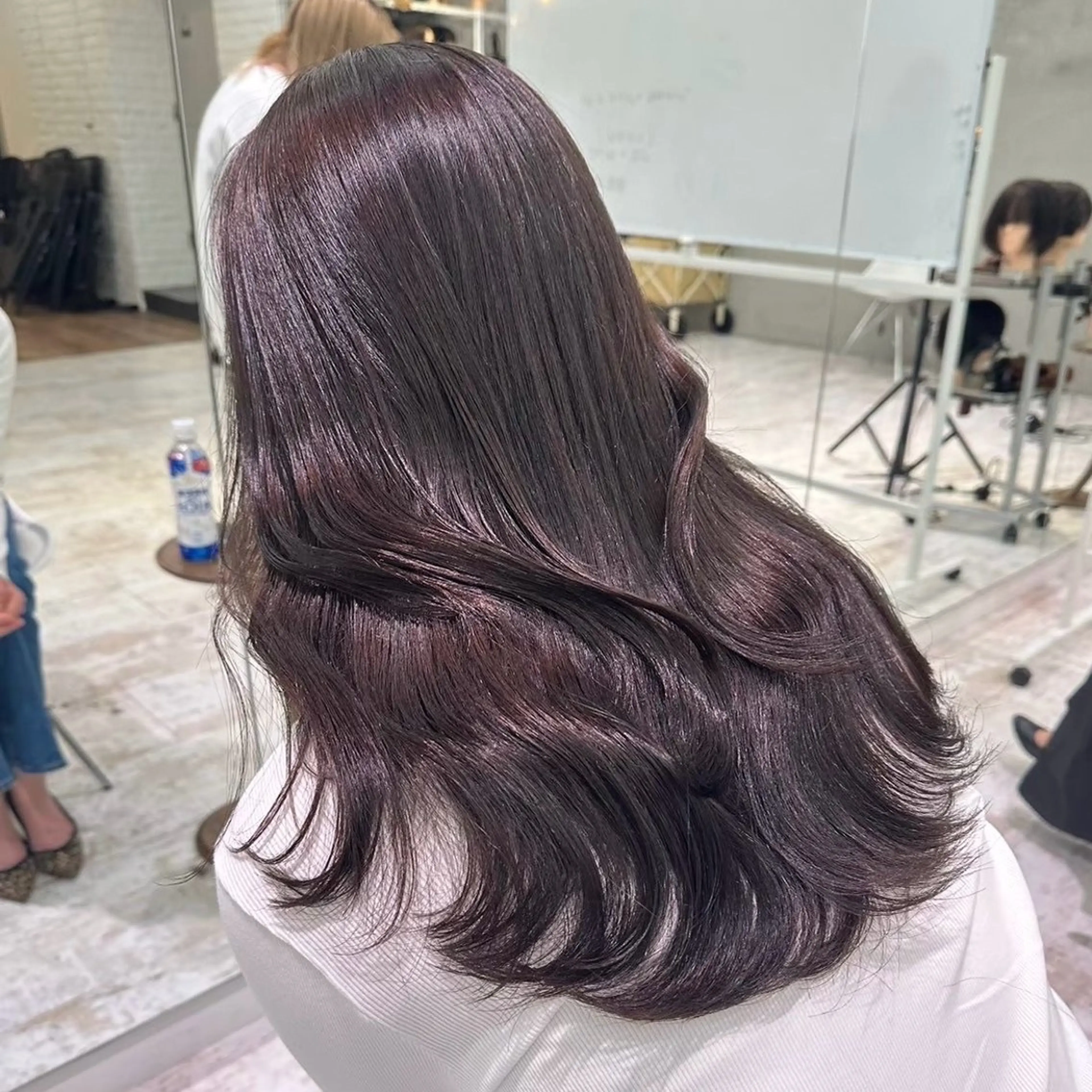 ロング レッドブラウン 韓国風ヘア ロング レイヤーカット 🌻AOI🌻のヘアスタイル