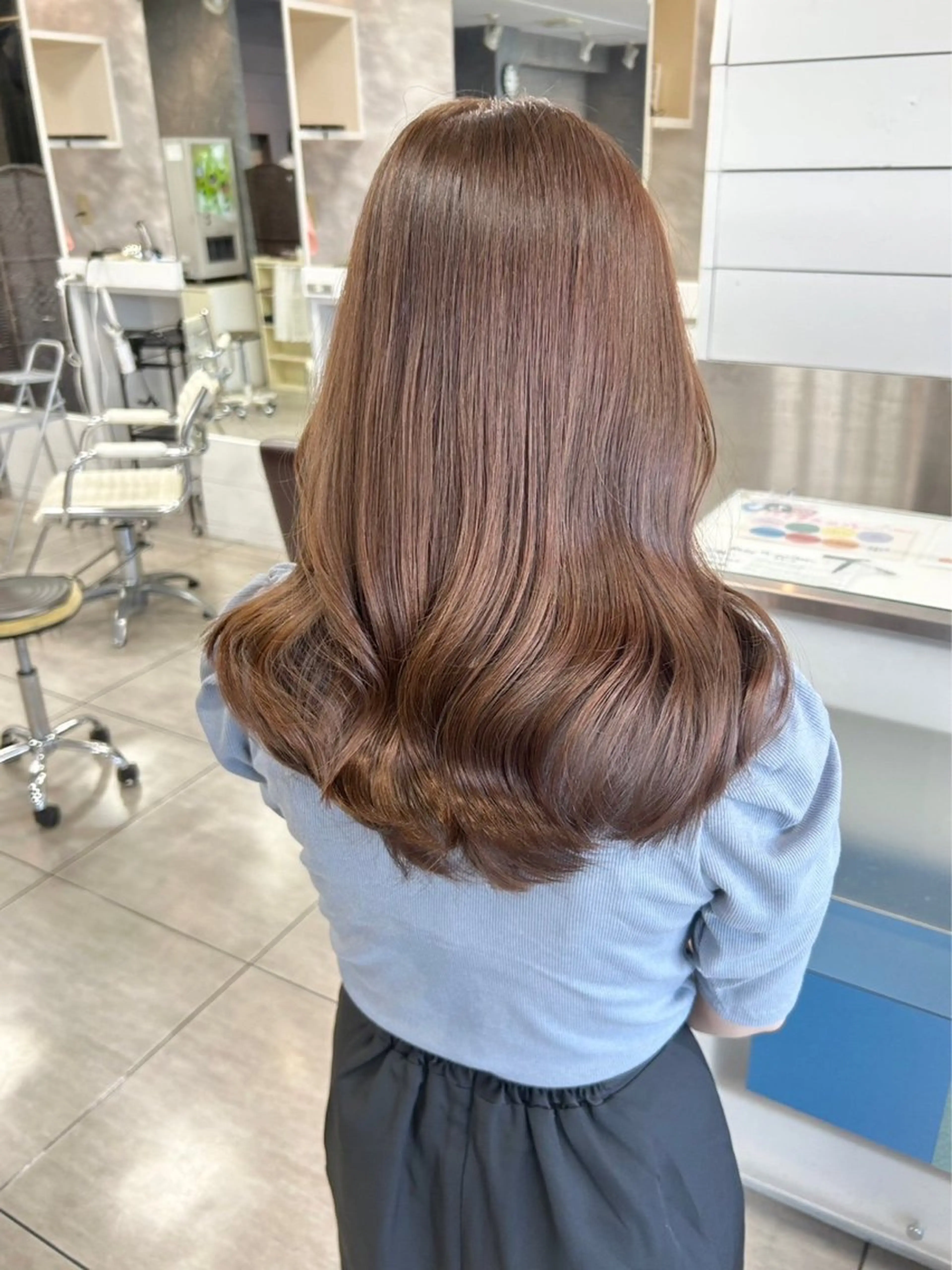ミディアム レイヤーカット 🫧艶髪カラー🫧 森本くるみのヘアスタイル