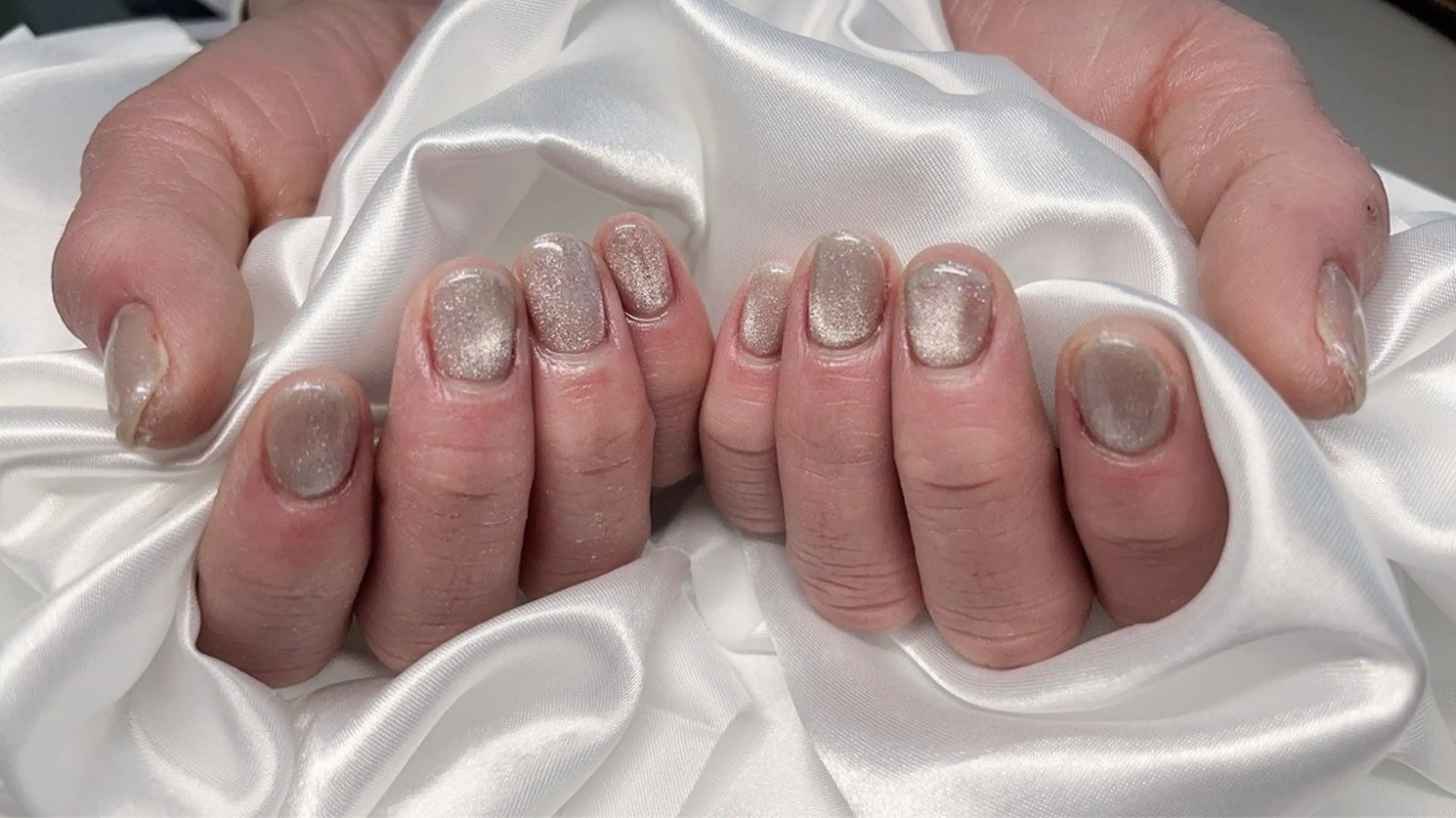 ネイル マグネットネイル ek.nail⭐︎ kanaのネイルデザイン