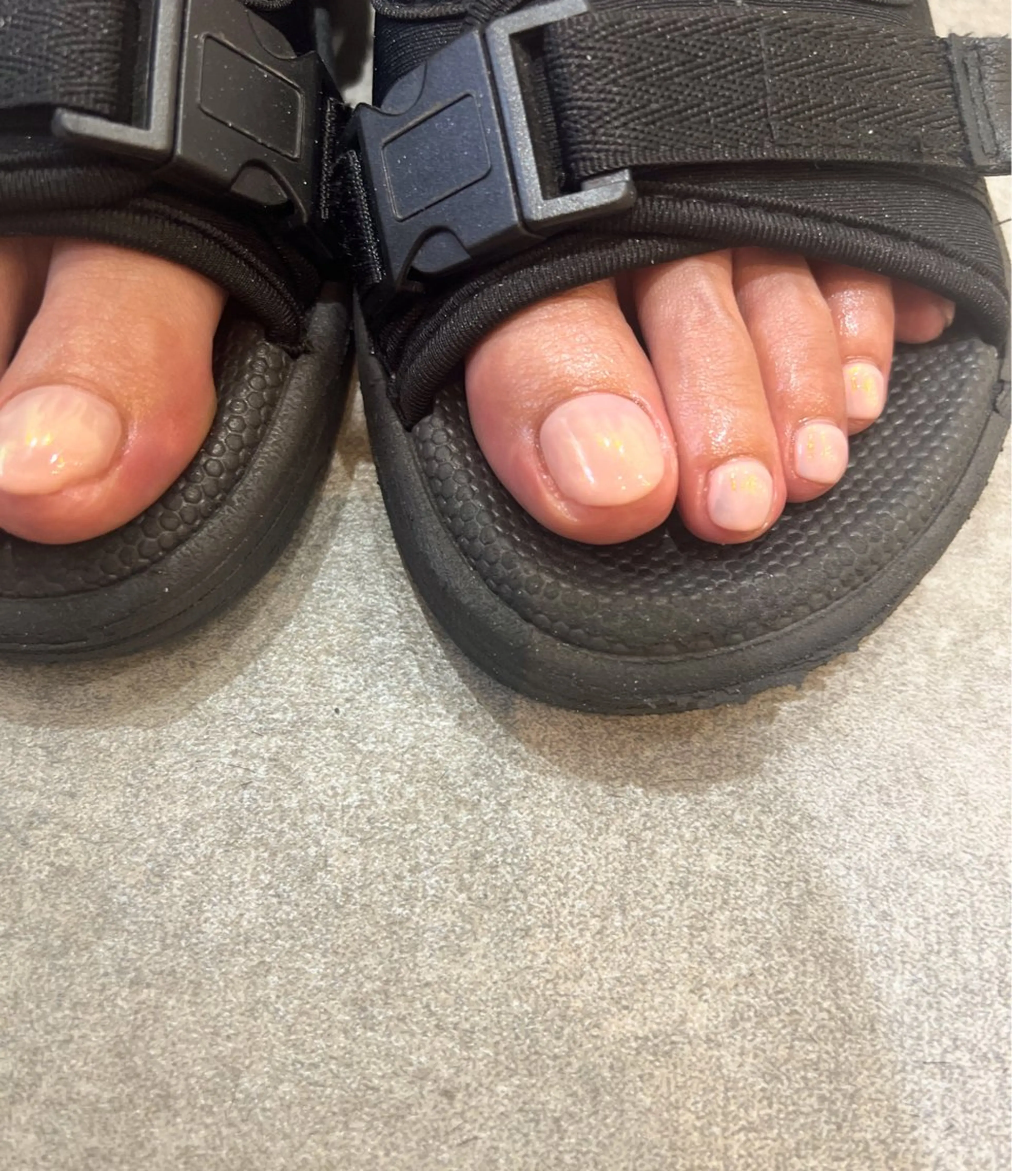 ヘアアレンジ メンズ ネイル アイブロウ フットネイル フットネイル ヘアメイクネイリスト 💄💅hidemiのヘアスタイル