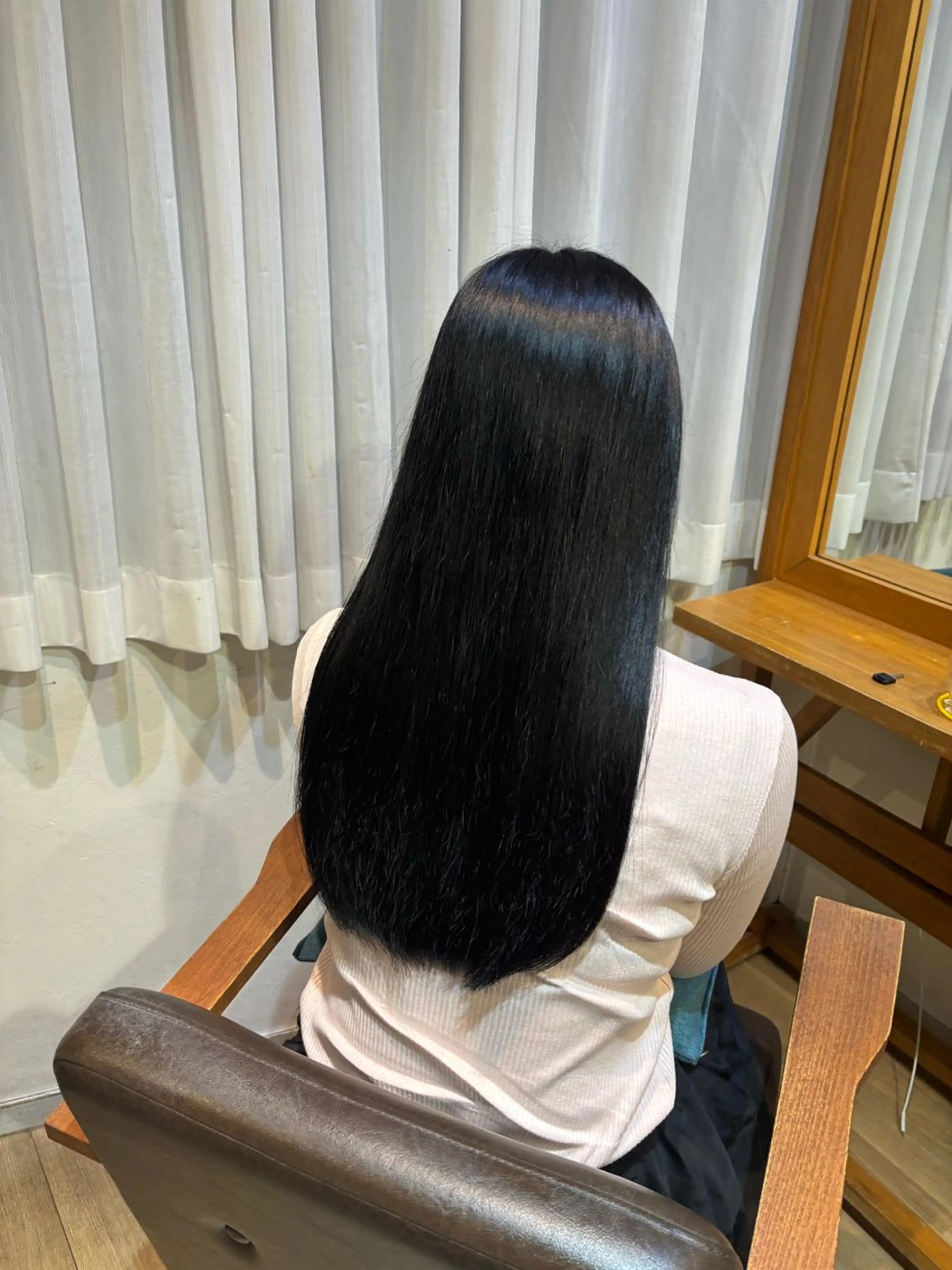 ロング カラー 黒髪 ブルーカラー ブルーブラック RINNO🌷艶髪/ 艶カラー/縮毛矯正のヘアスタイル