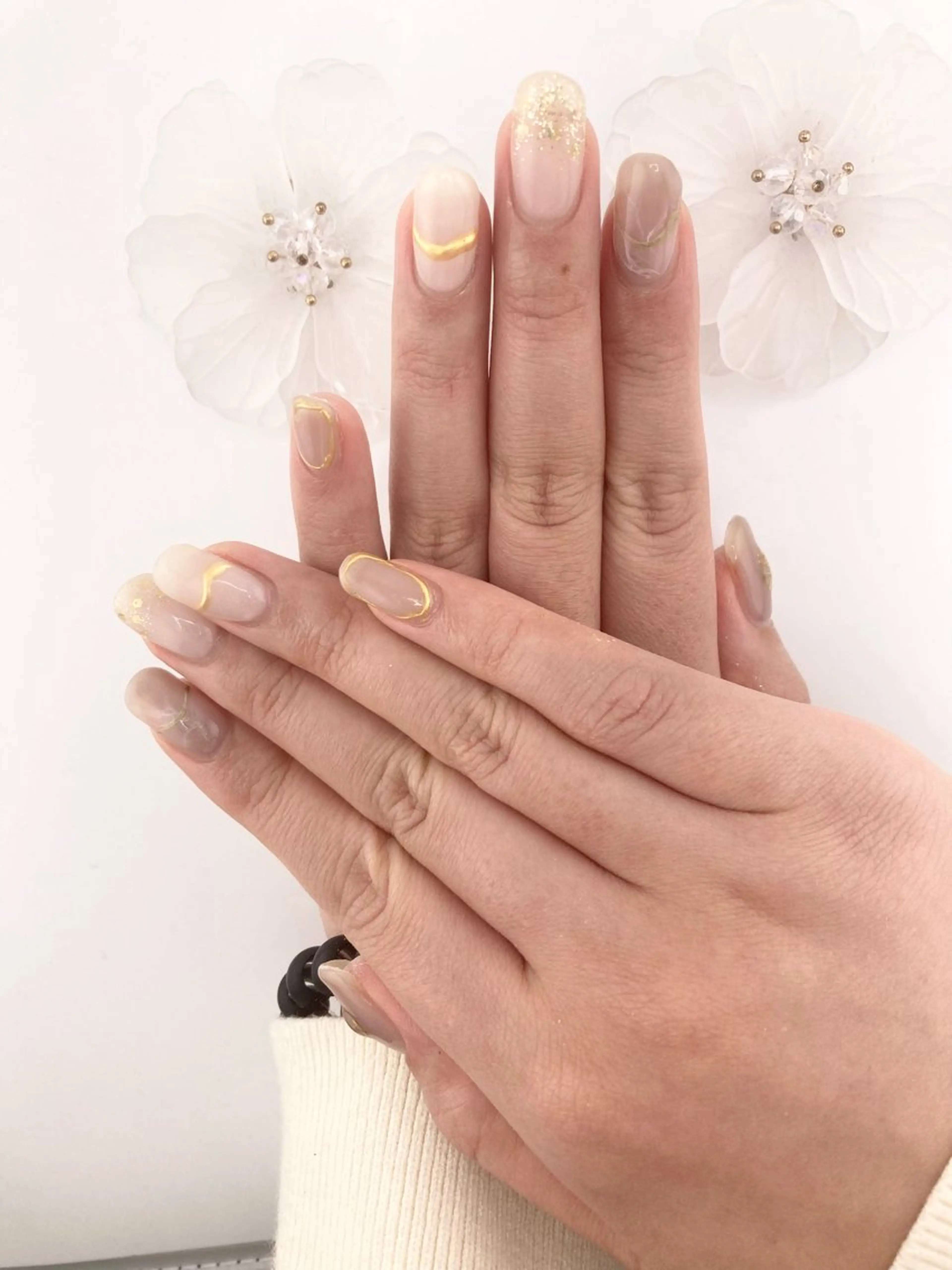 セミロング ハンドネイル RISA nail gleeのネイルデザイン