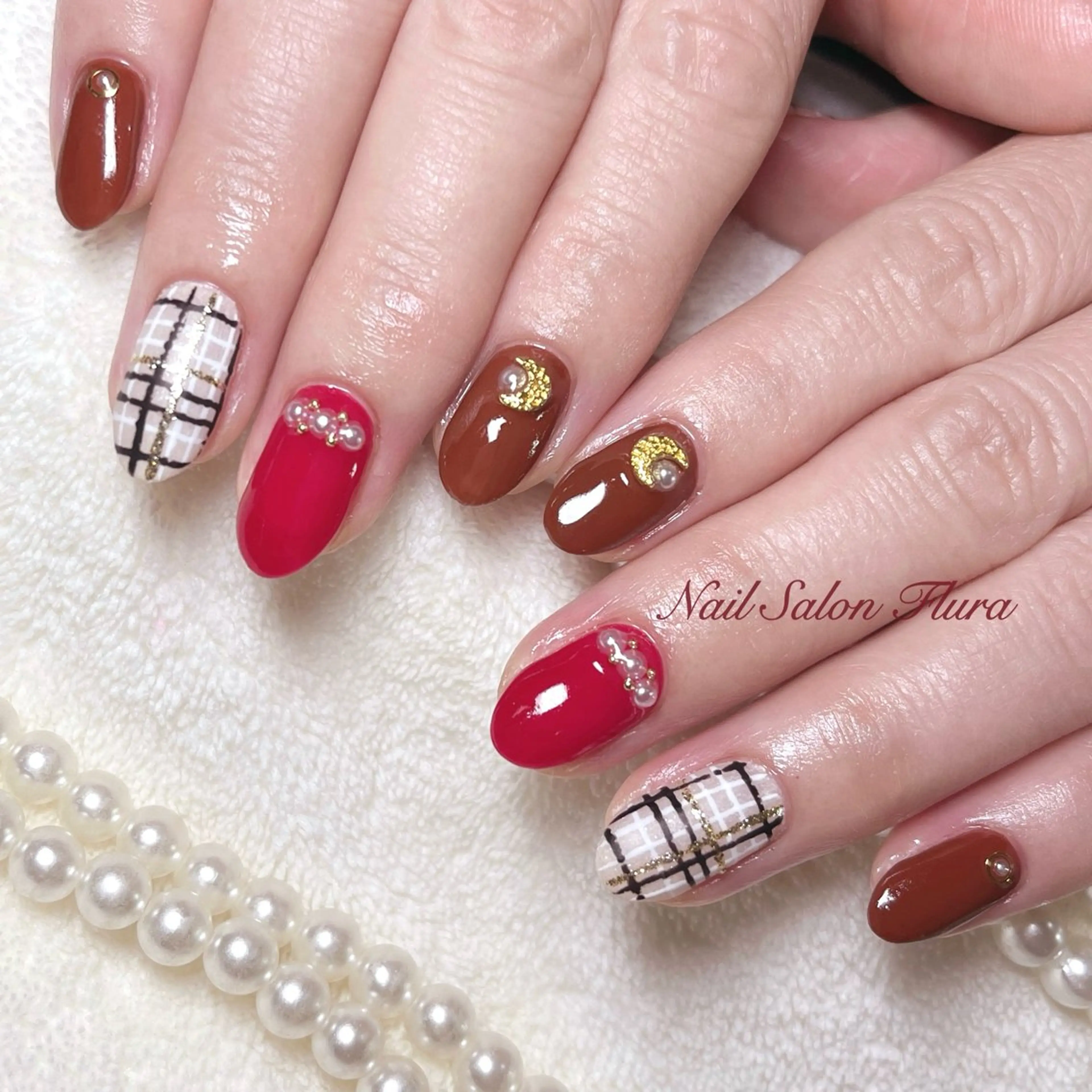 ネイル NailSalon Fluraのネイルデザイン