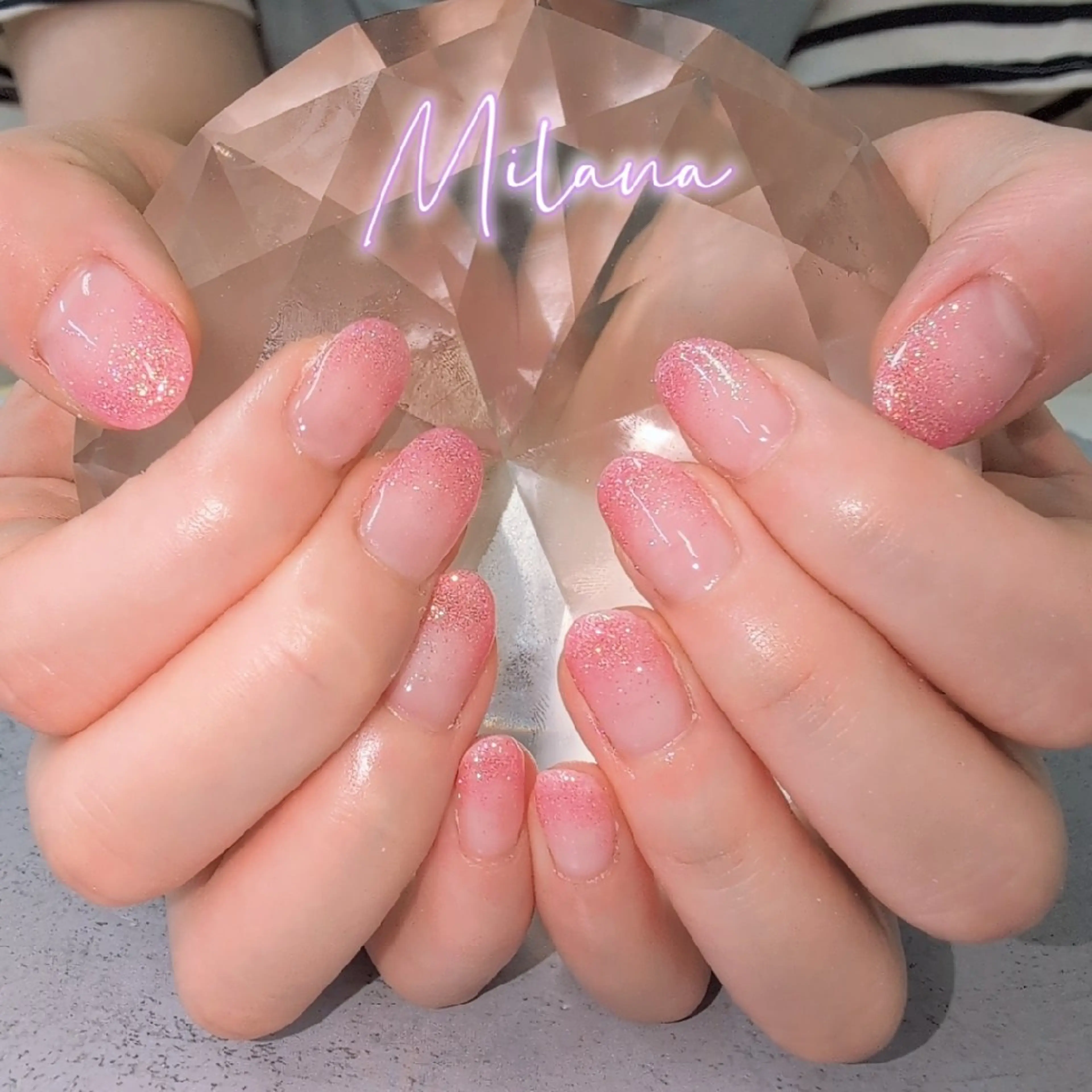 ネイル グラデーション ラメ(グリッター) ラメグラデーション ハンドネイル Milana 川瀬のネイルデザイン