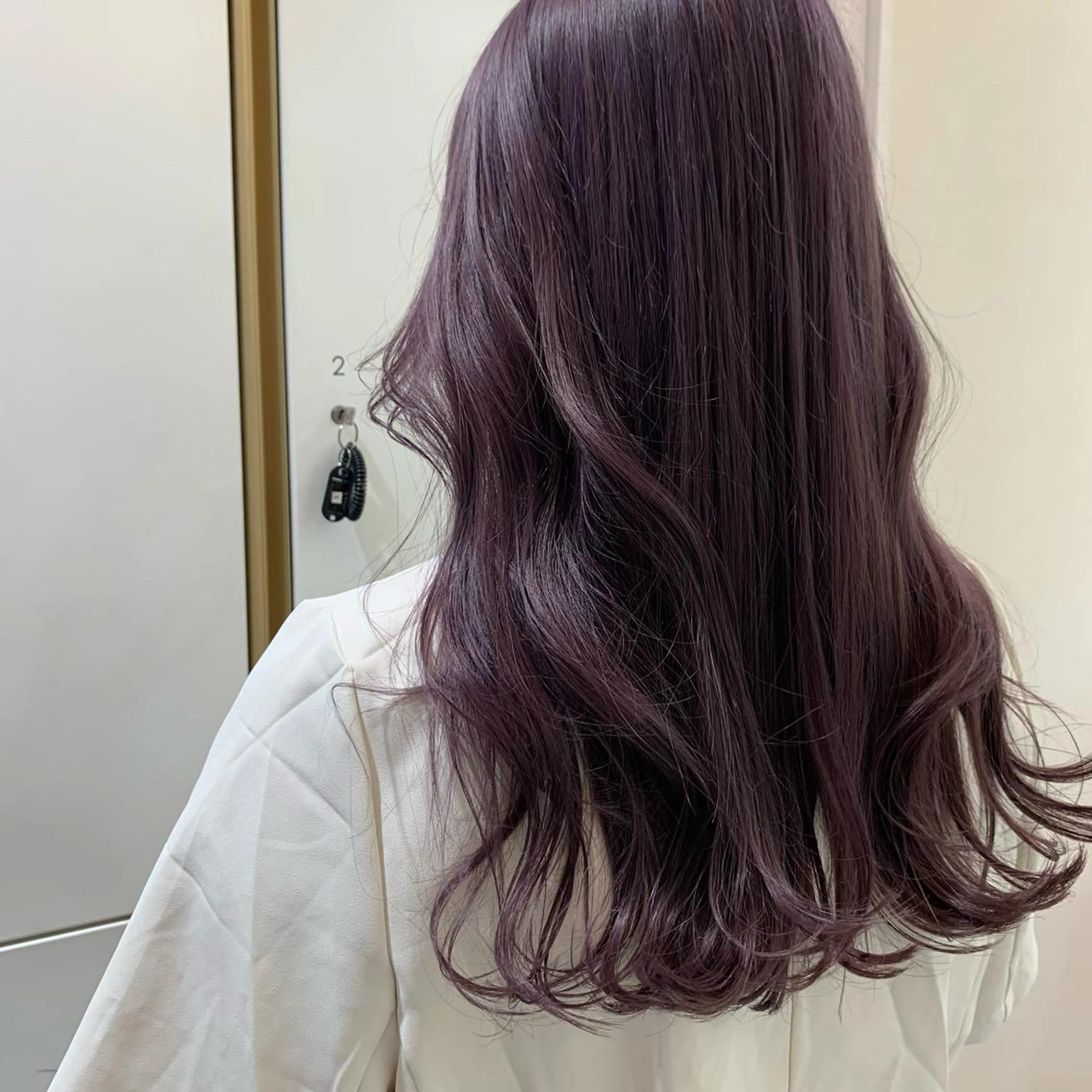 ロング カラー ウスイ ハルカのヘアスタイル