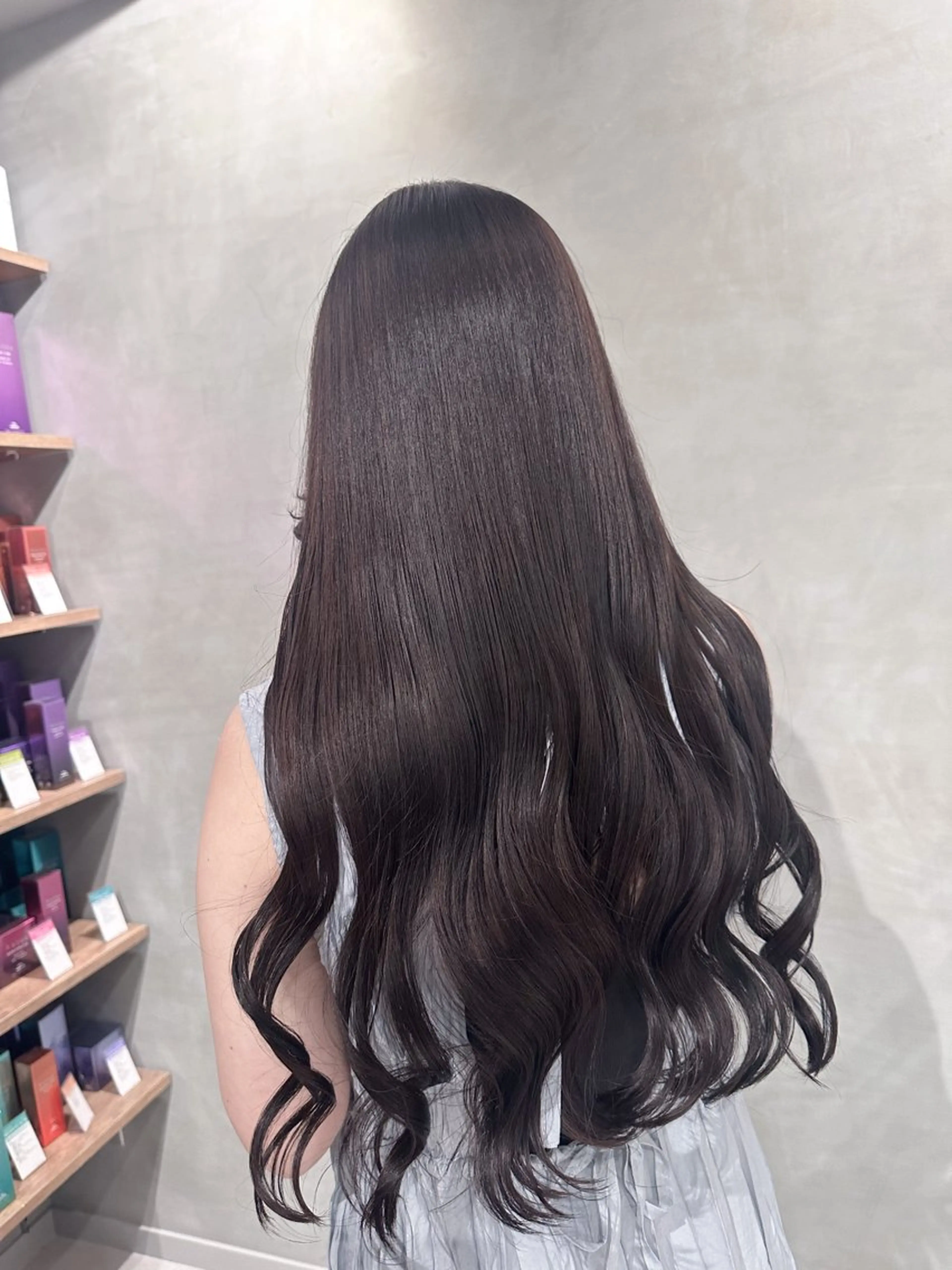 ロング カラー 銀座レイヤーカット ×シースルー前髪のヘアスタイル