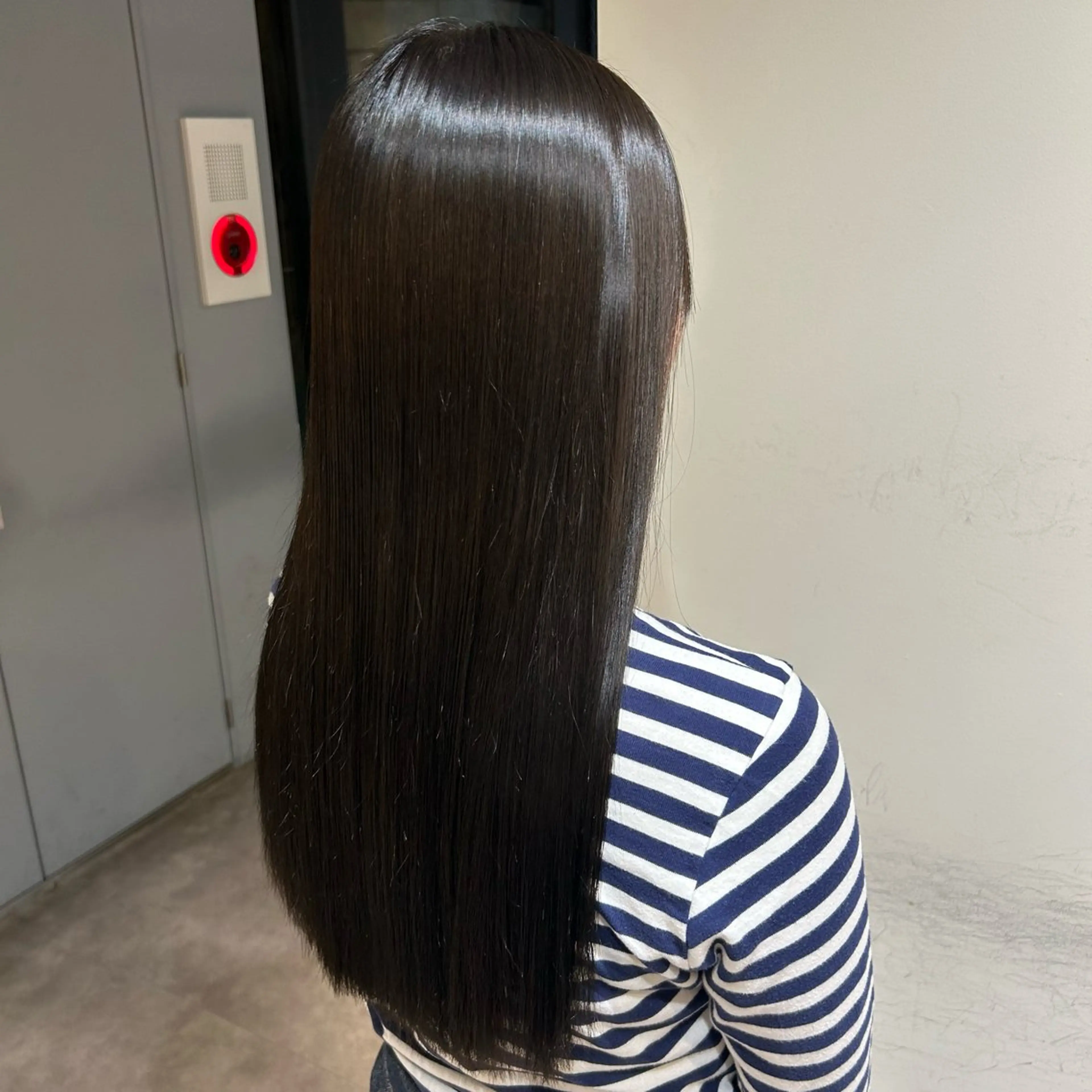 ロング カット 縮毛矯正 👒oikawa kaede🍃のヘアスタイル