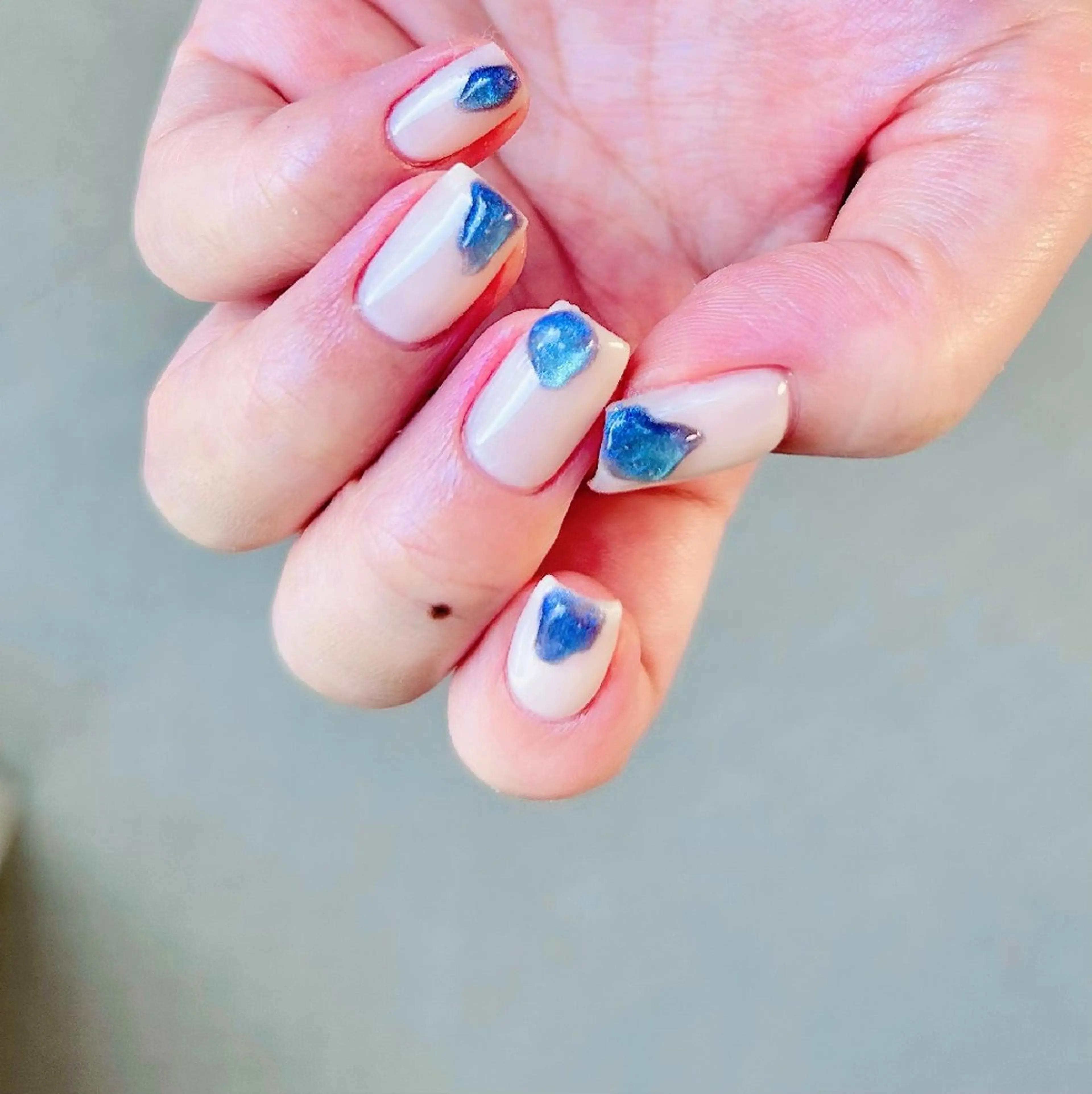 ネイル ニュアンスネイル muum_nail 新宿2分 三丁目1分のネイルデザイン