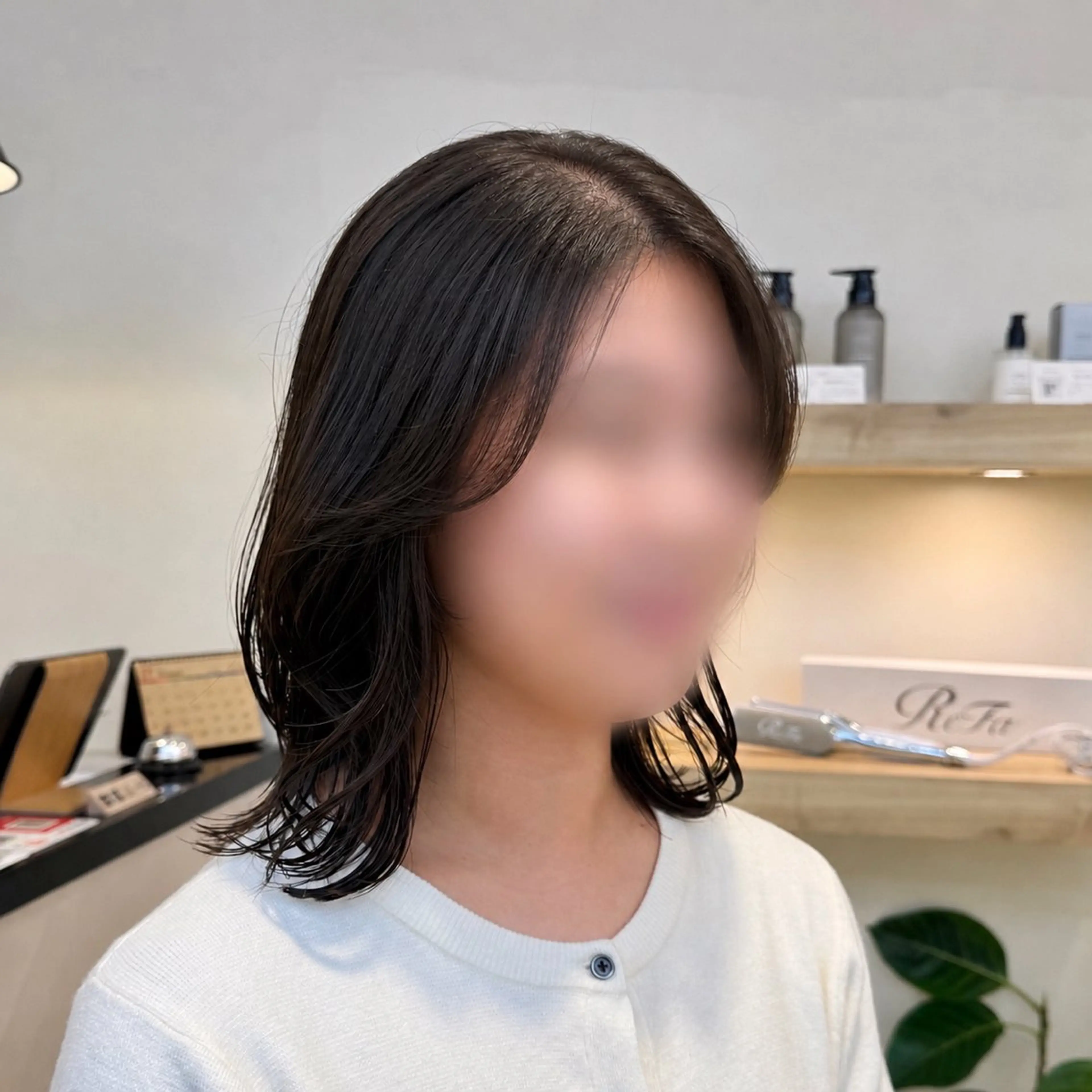 ミディアム カラー 顔周りカット 韓国風ヘア カット ヘアカラー 柔らか韓国ヘア🫧 いぎあやかのヘアスタイル