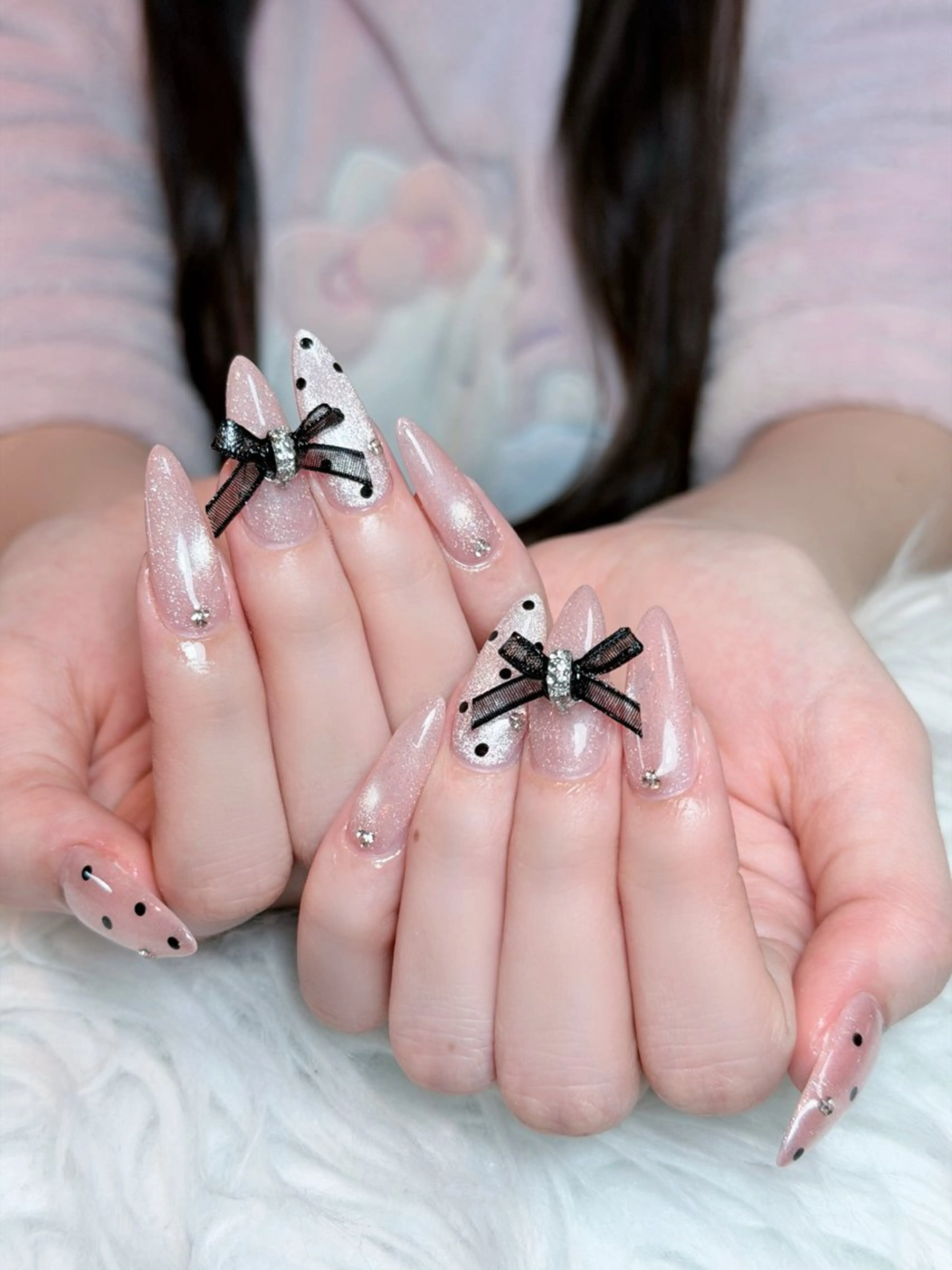 ネイル チークネイル ドット フレンチネイル グラデーション ハート ハンドネイル Julli NailStudioのネイルデザイン