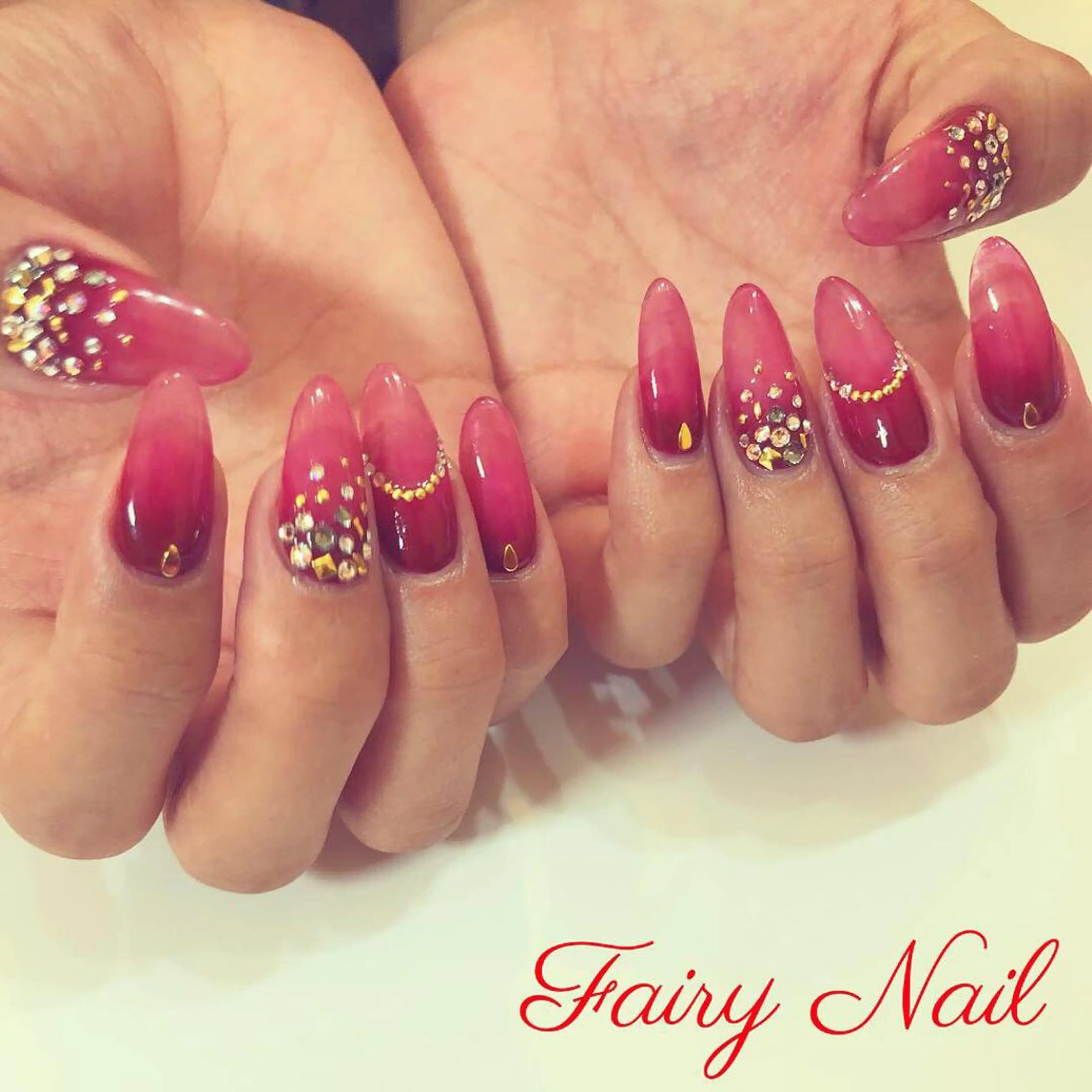 ネイル ボルドー グラデーション Fairy nailのネイルデザイン