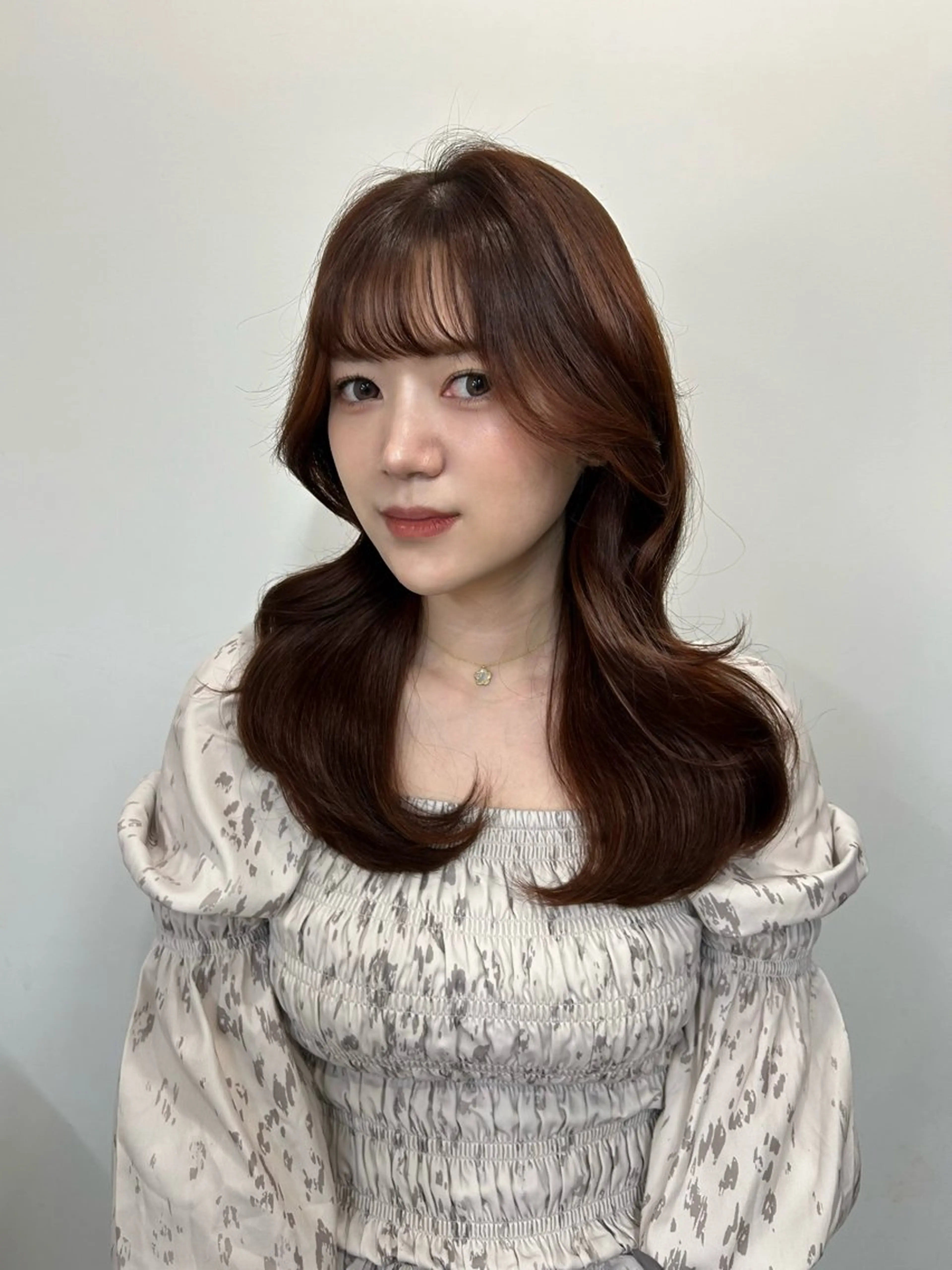 セミロング カラー 顔周りカット 韓国風ヘア 梅田l大人韓国ヘア レイヤー×艶カラーのヘアスタイル