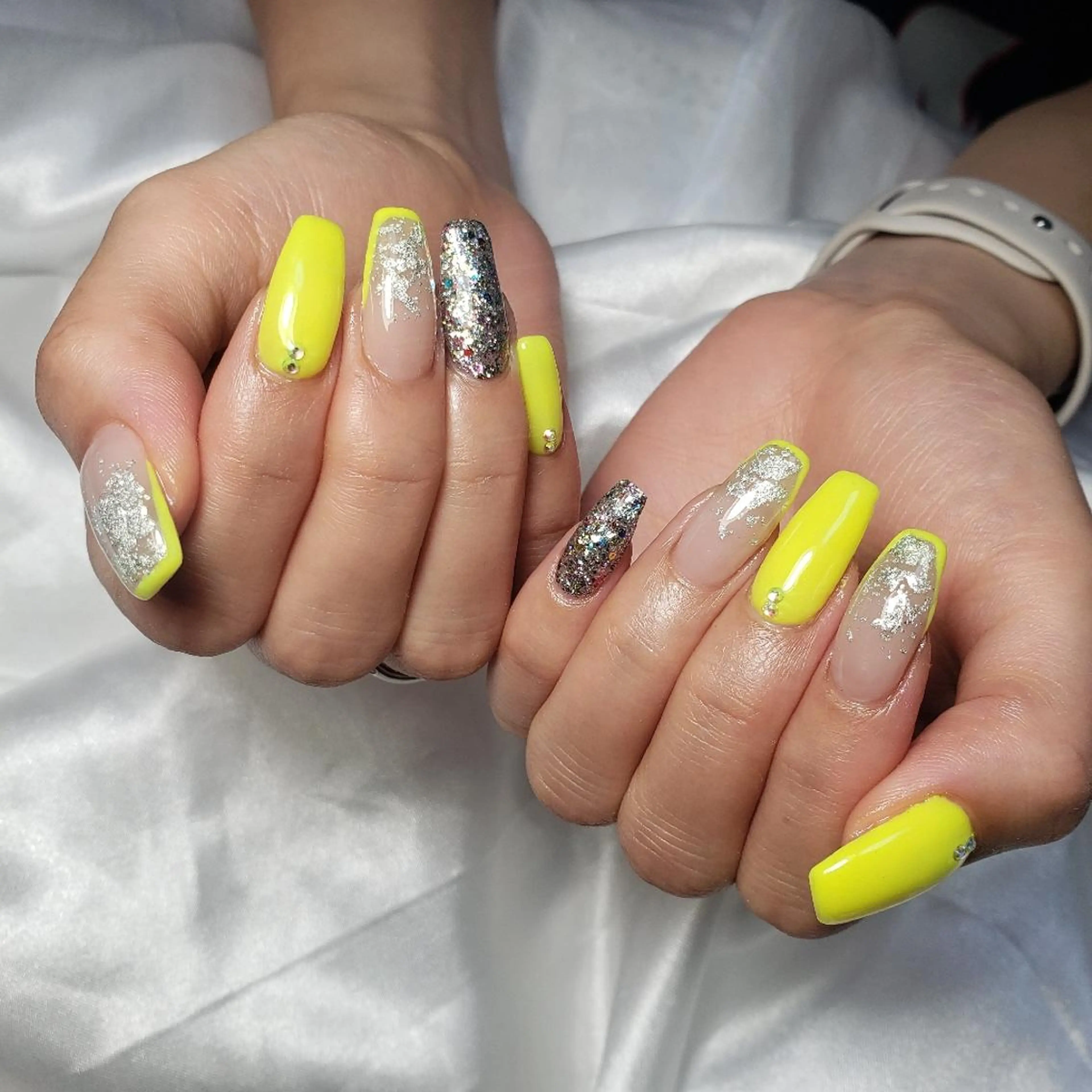 ネイル ビジュード ネイルのネイルデザイン