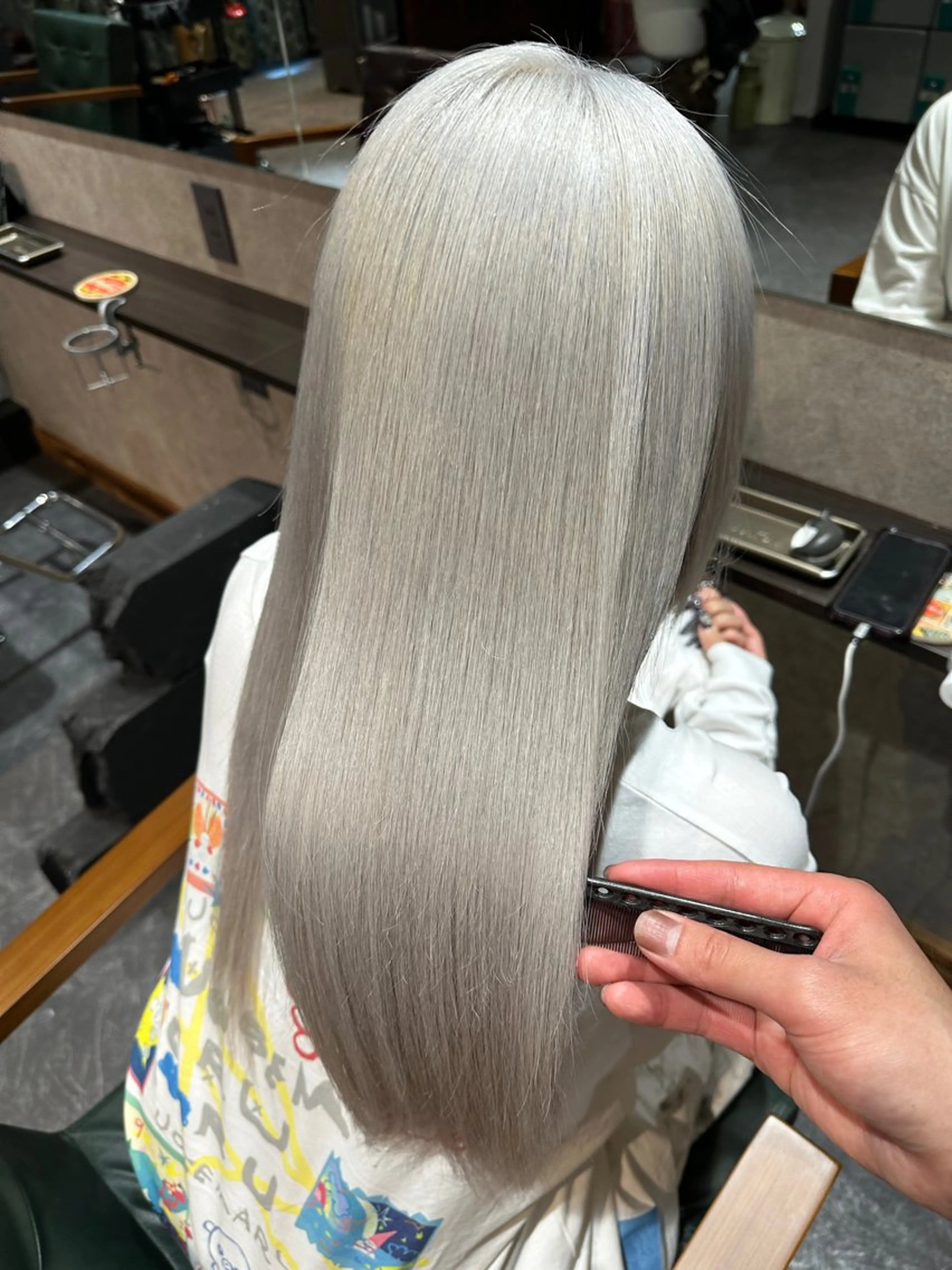 髪質改善+ブリーチ毛対応集中ケア ¥12,000の写真