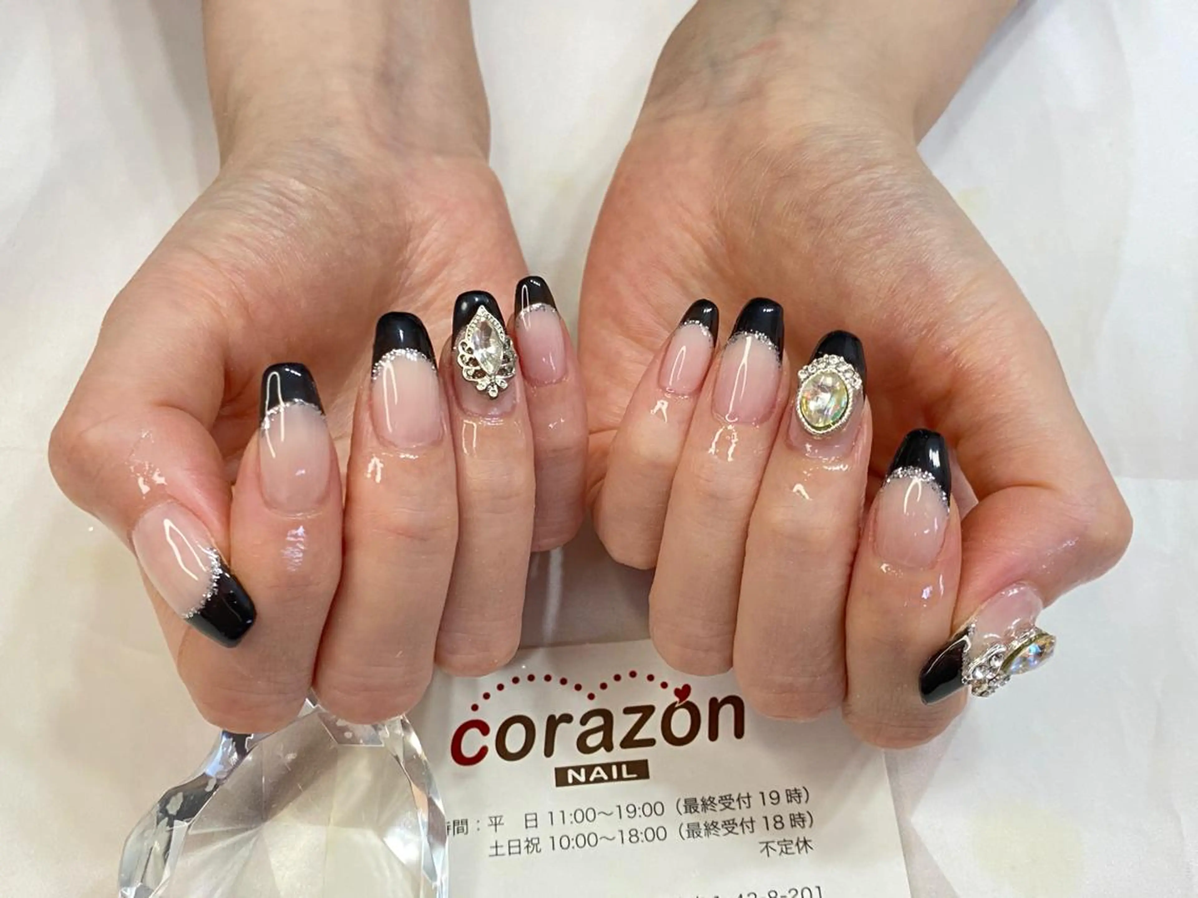 ネイル フレンチネイル ジェルネイル シルバー corazon所属・ネイリスト aicoのネイルデザイン