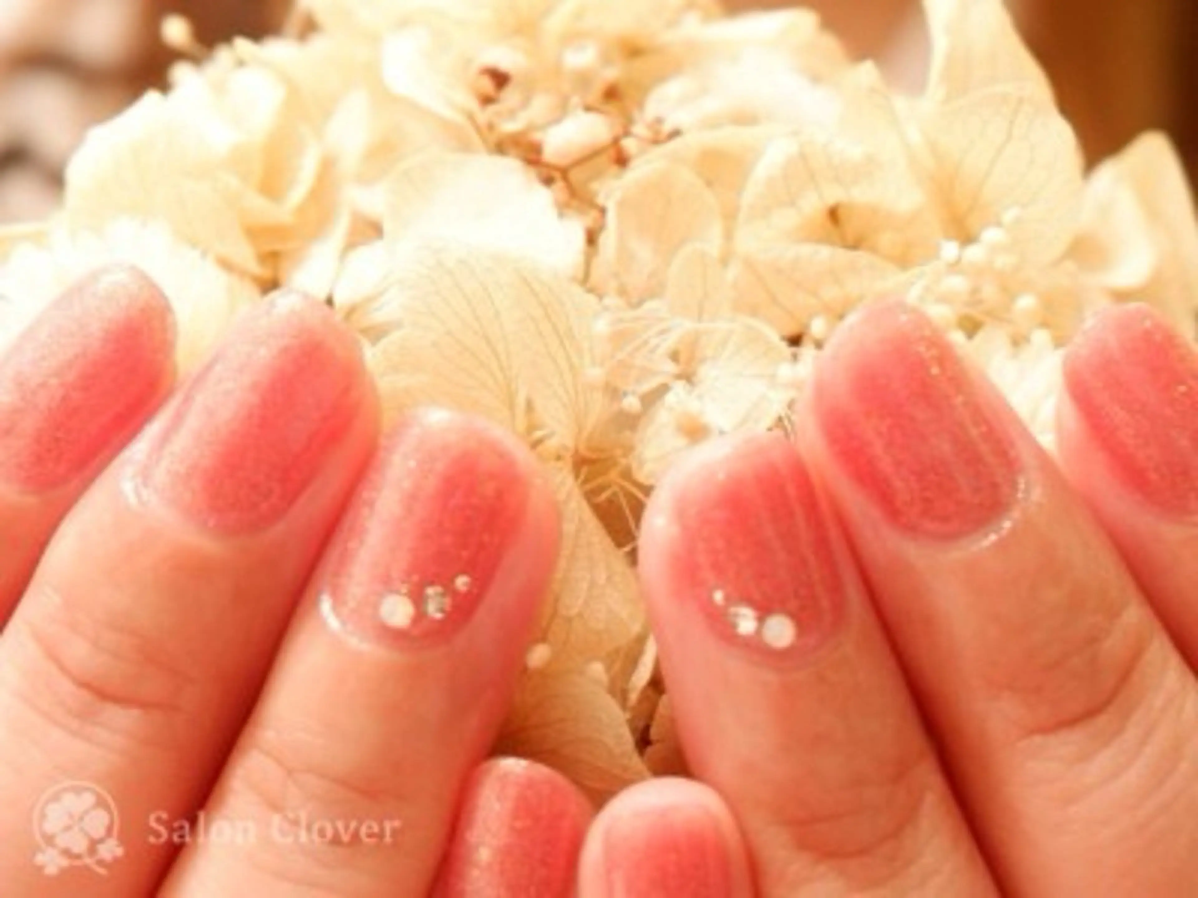 ネイル ジェルネイル ワンカラーネイル ストーンネイル Salon Cloverのネイルデザイン