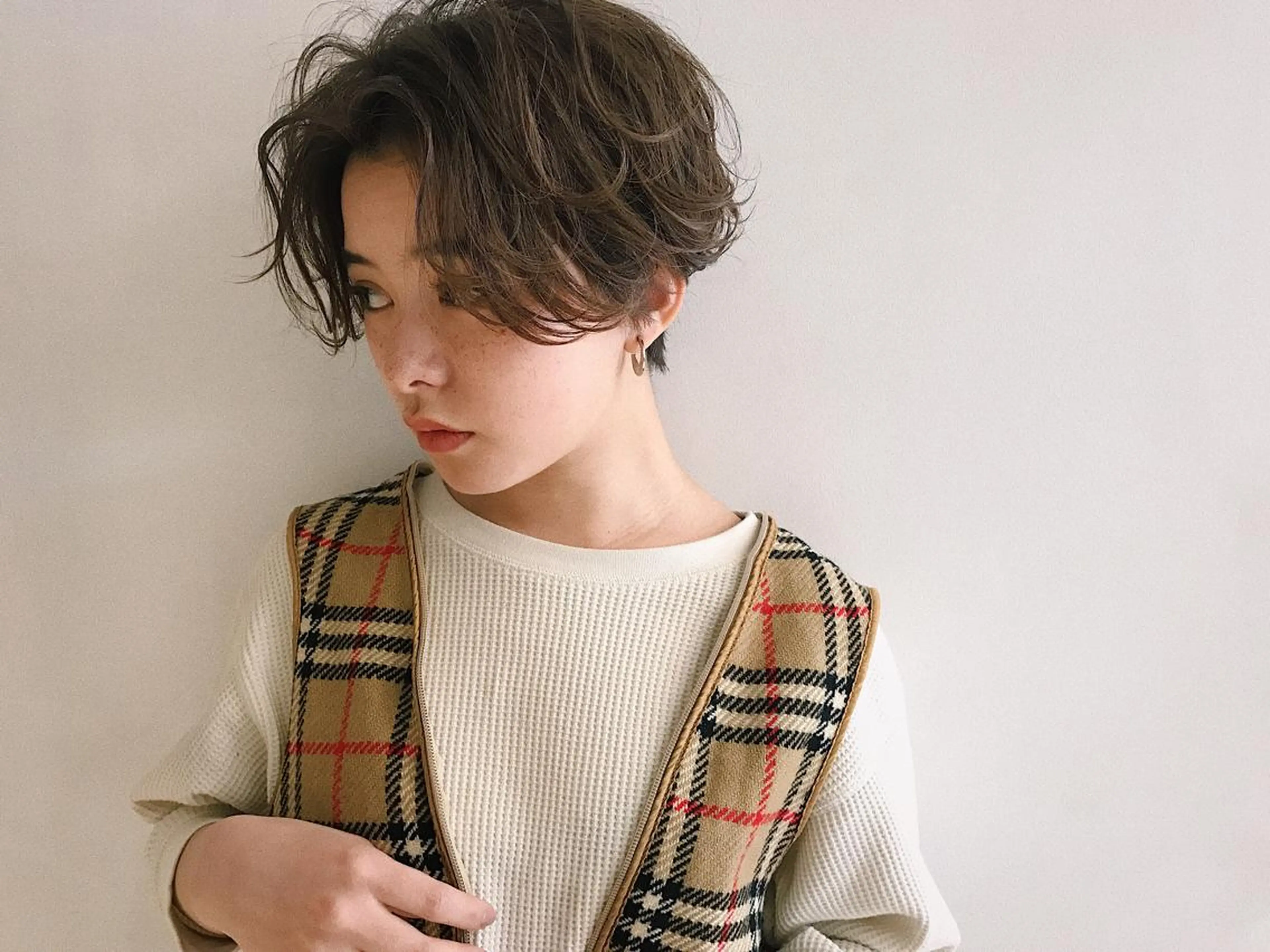 ショート カラー パーマ ヘアアレンジ ハンサムショート ショートヘア 小顔カット カット ヘアセット 松田 亮葉のヘアスタイル