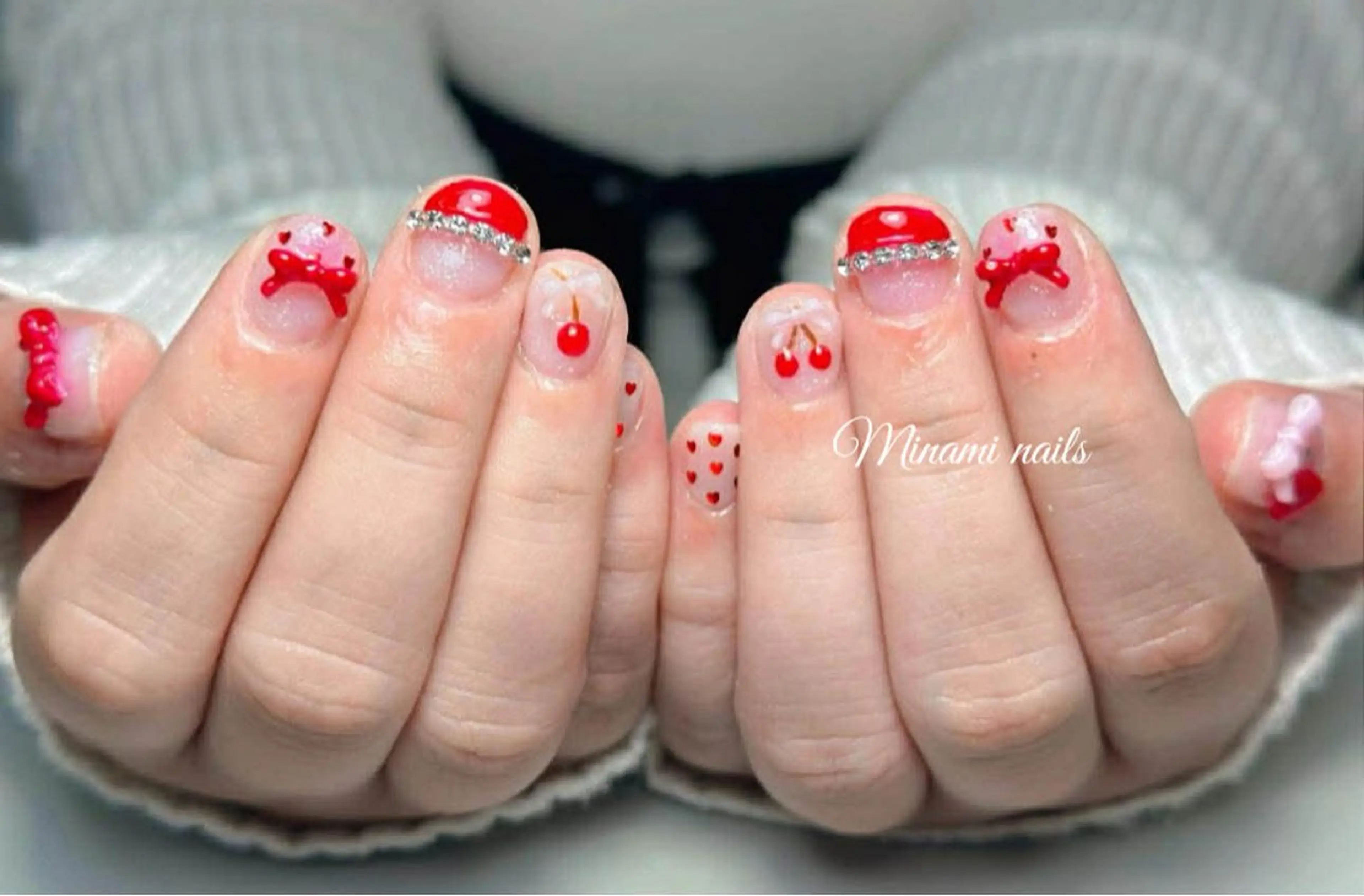 ネイル アートネイル オーロラネイル ガーリー キラキラネイル 韓国ネイル Minami Nailsのネイルデザイン