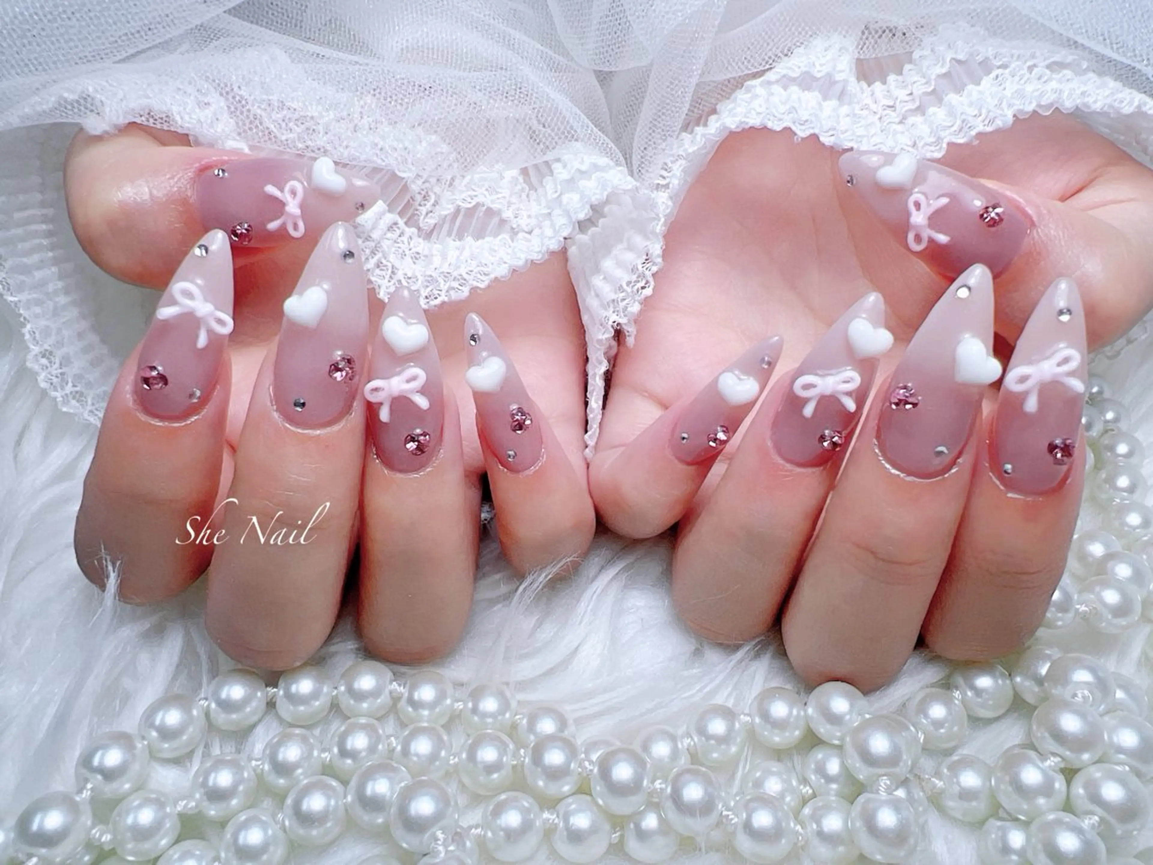 ネイル グラデーション キラキラネイル 春ネイル ネイルチップ ワンホンネイル ハンドネイル She   Nail所属・ISA_ BELLAのネイルデザイン