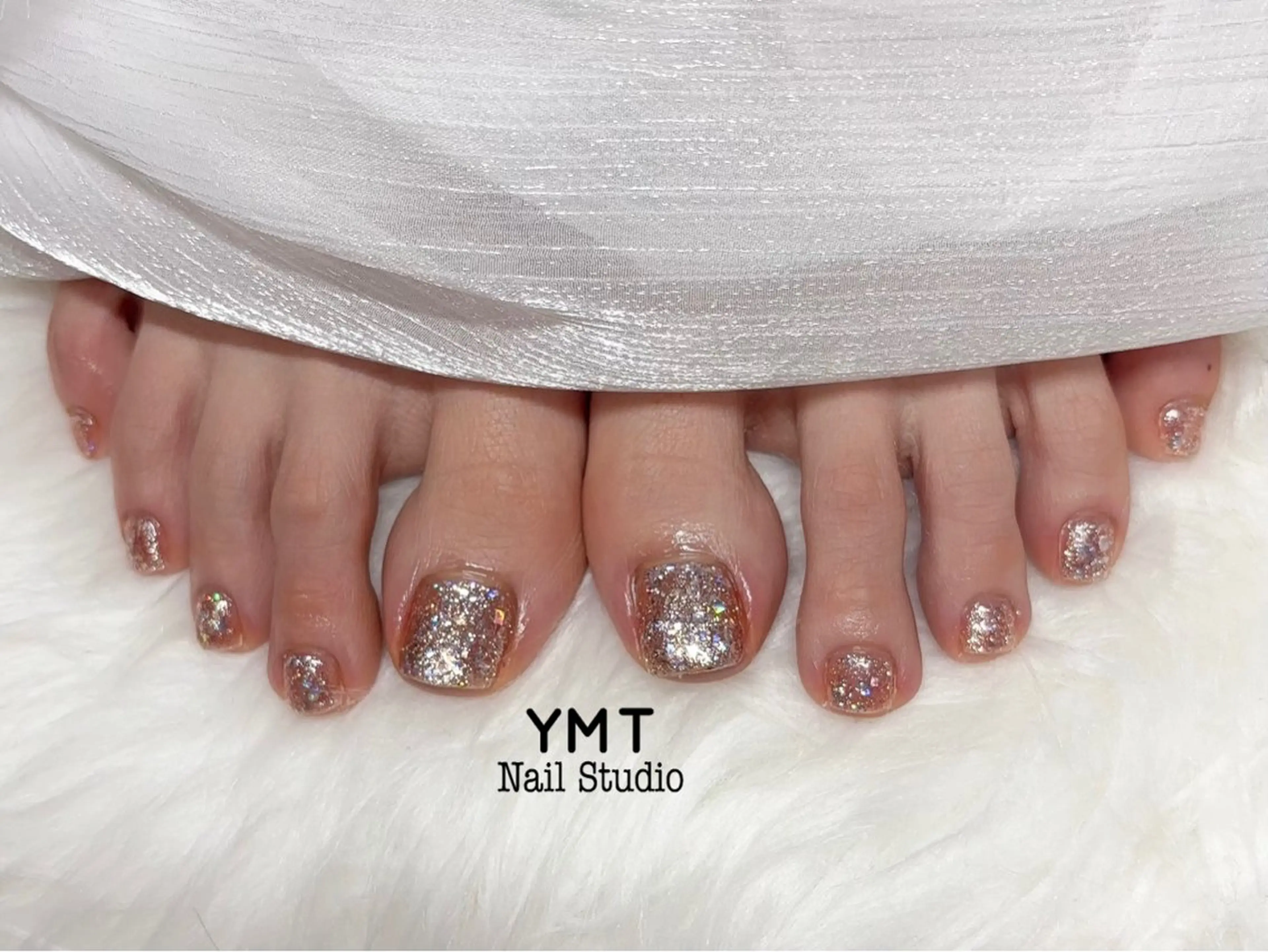 ネイル 長さ出し フットネイル ジェルネイル 韓国ネイル マグネットネイル フットネイル YMT NailStudioのネイルデザイン