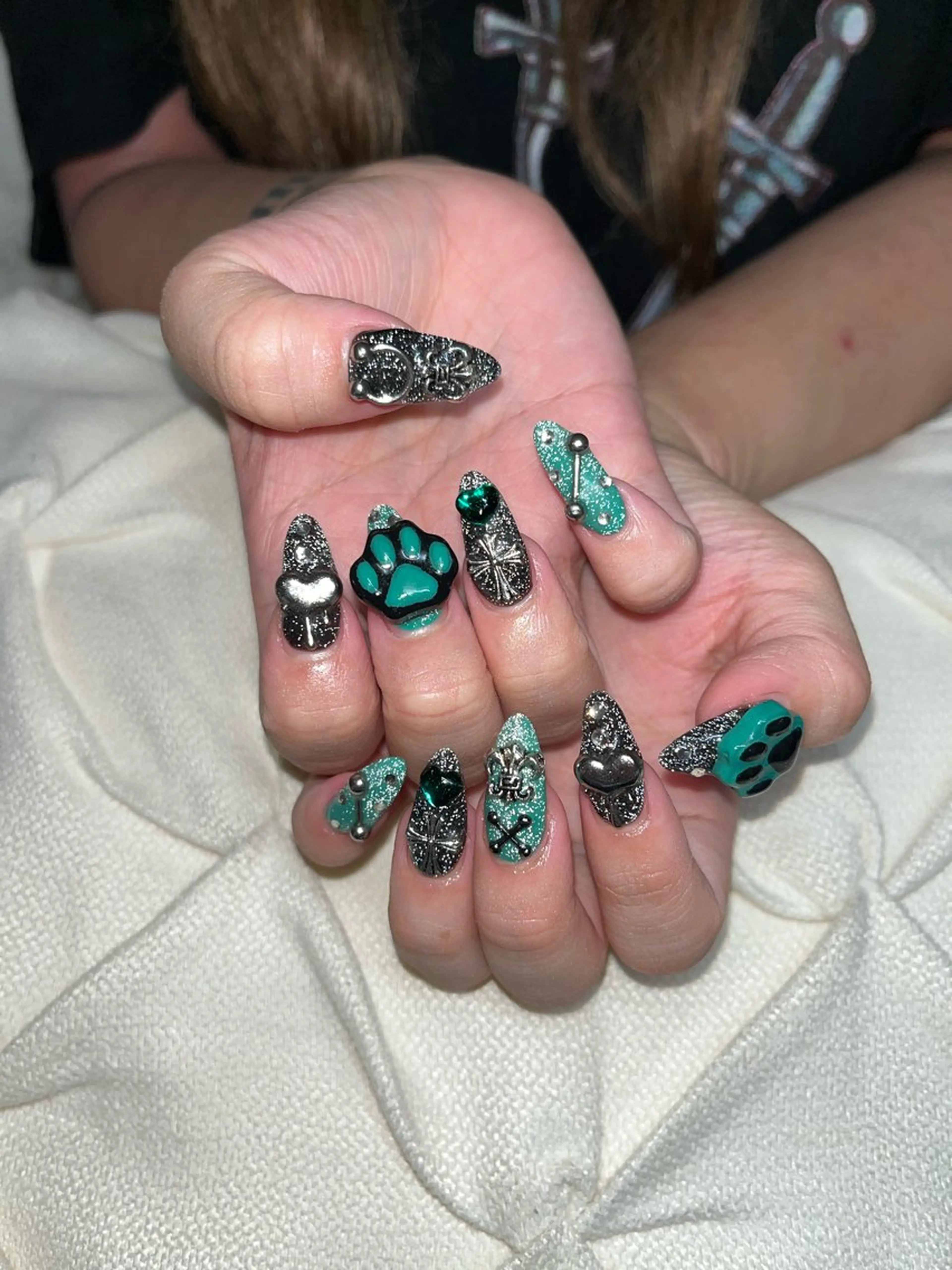 ネイル ハンドネイル nail.salon .Reversalのネイルデザイン