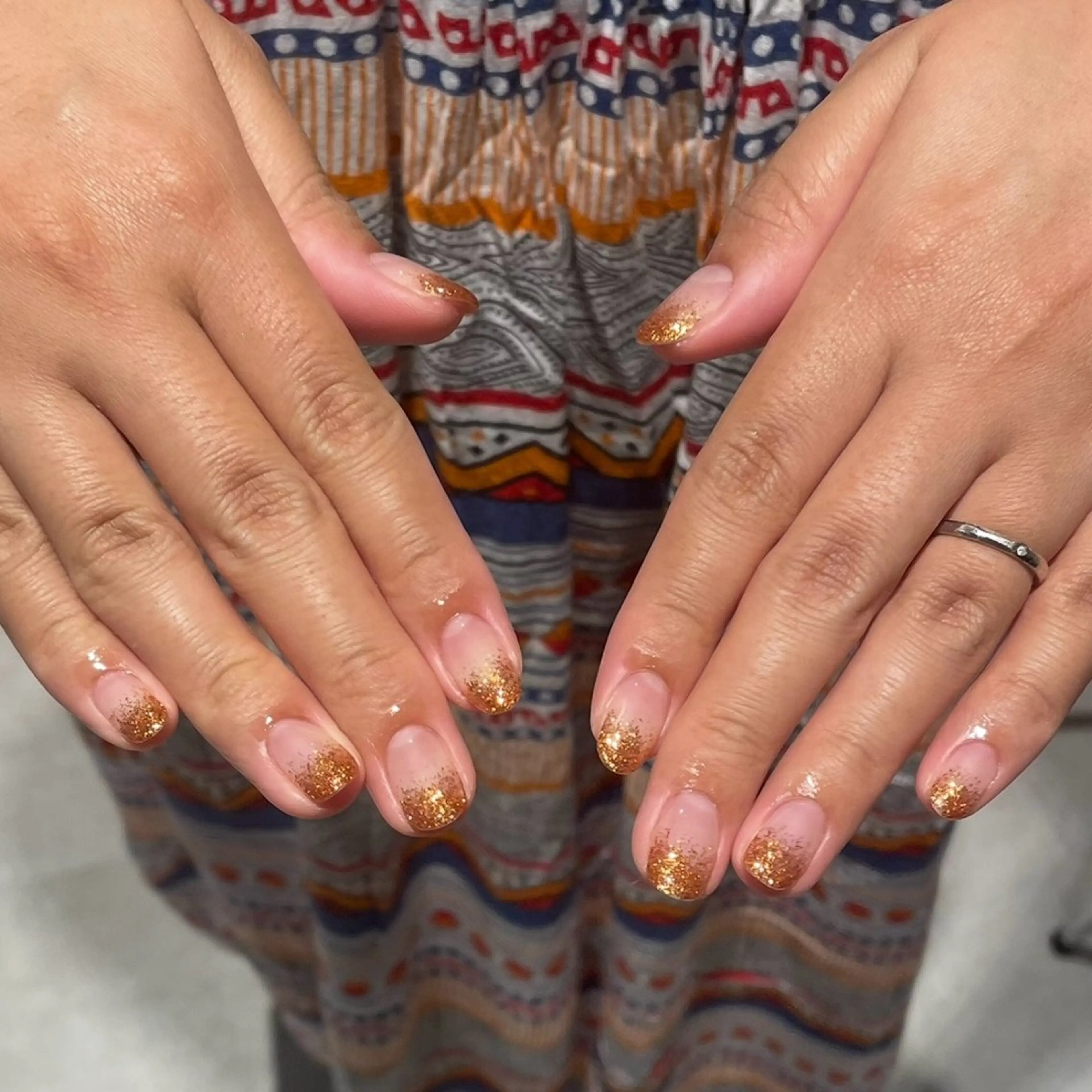 ネイル ハンドネイル 𝑟𝑖𝑠𝑎 🕯‎🤍のネイルデザイン