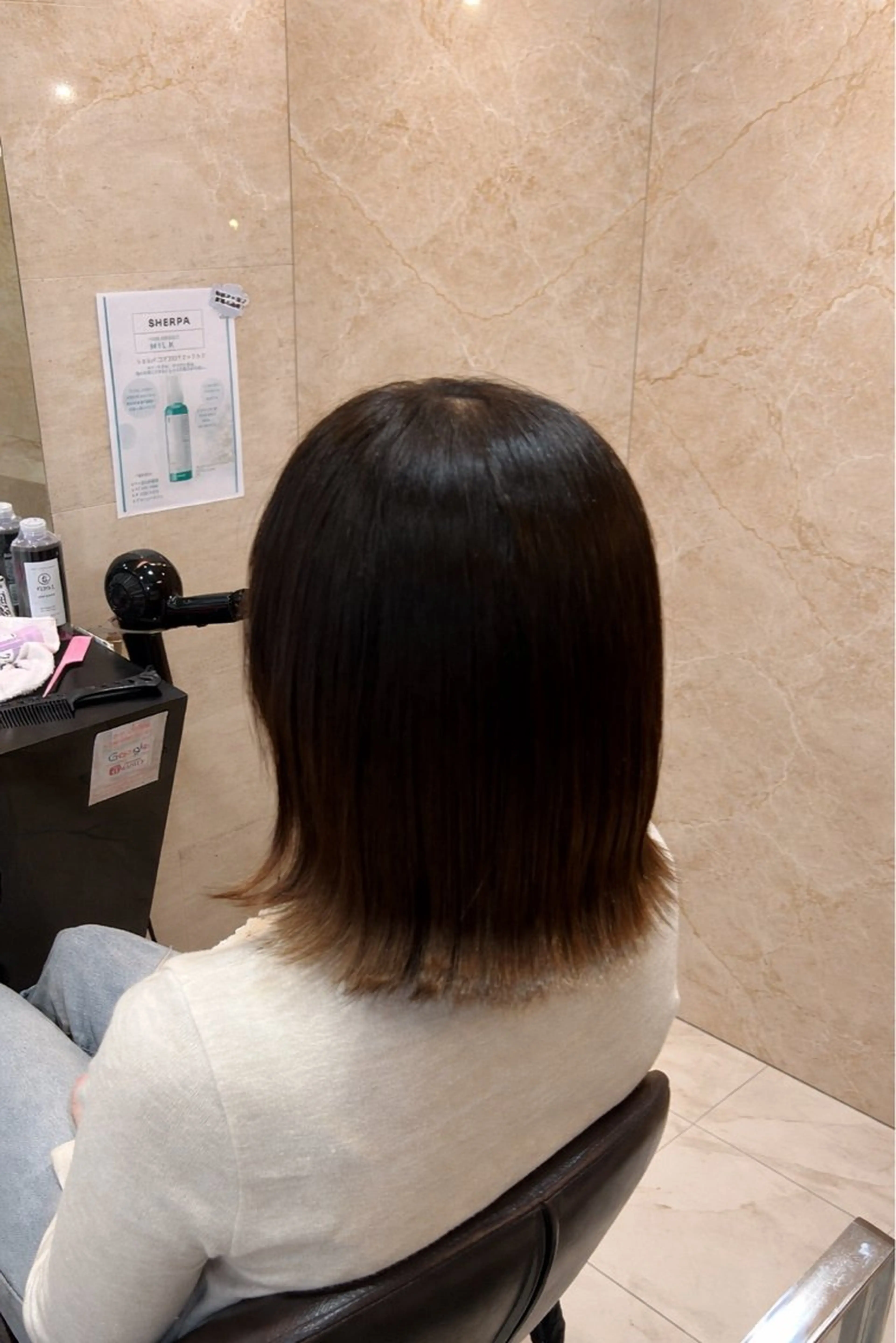 ミディアム ボブ 顔まわりレイヤー 顔周りカット レイヤーカット ボブカットモデル募集 🩵AKIHO🩵のヘアスタイル