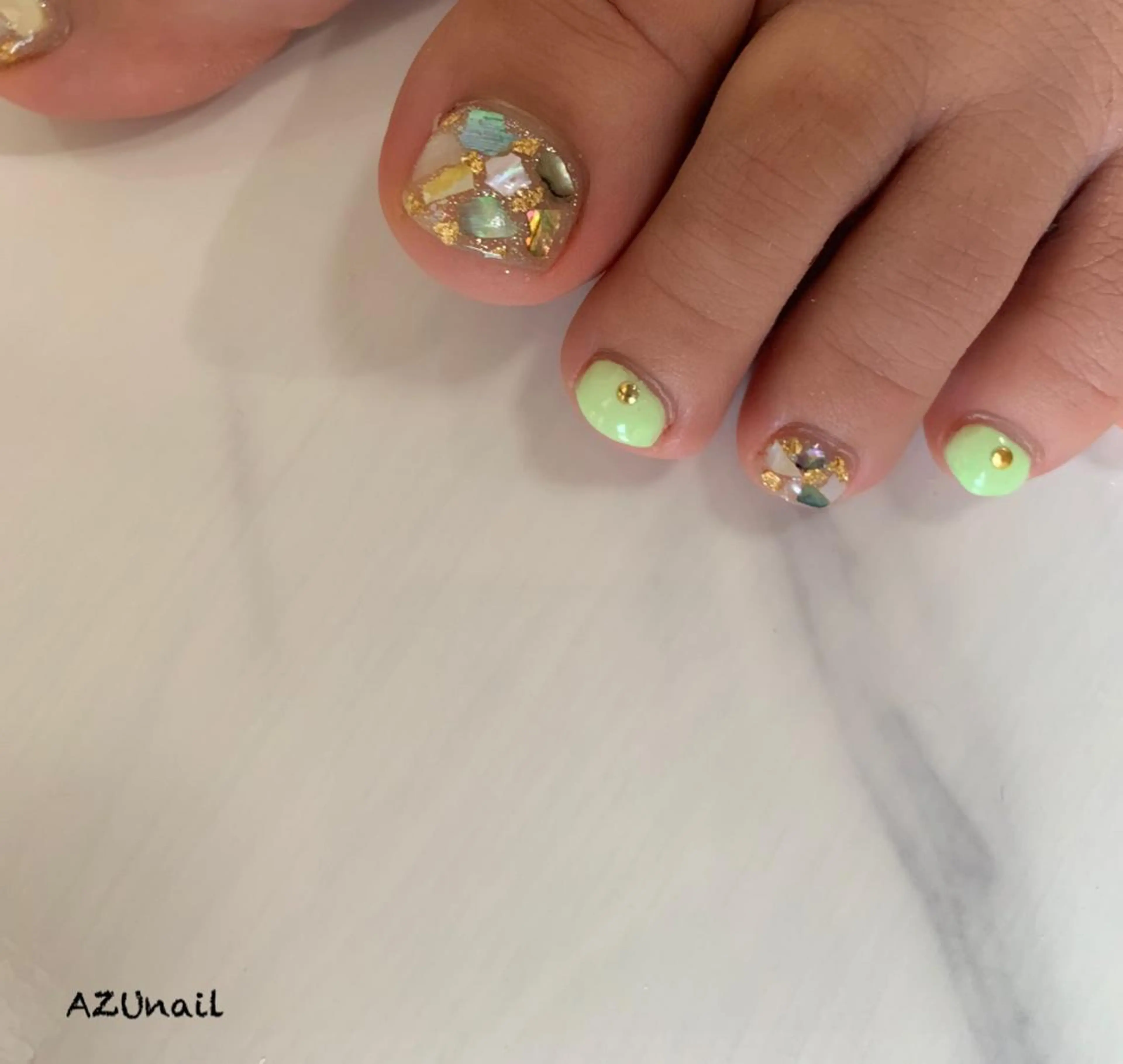 ネイル AZU nailのネイルデザイン