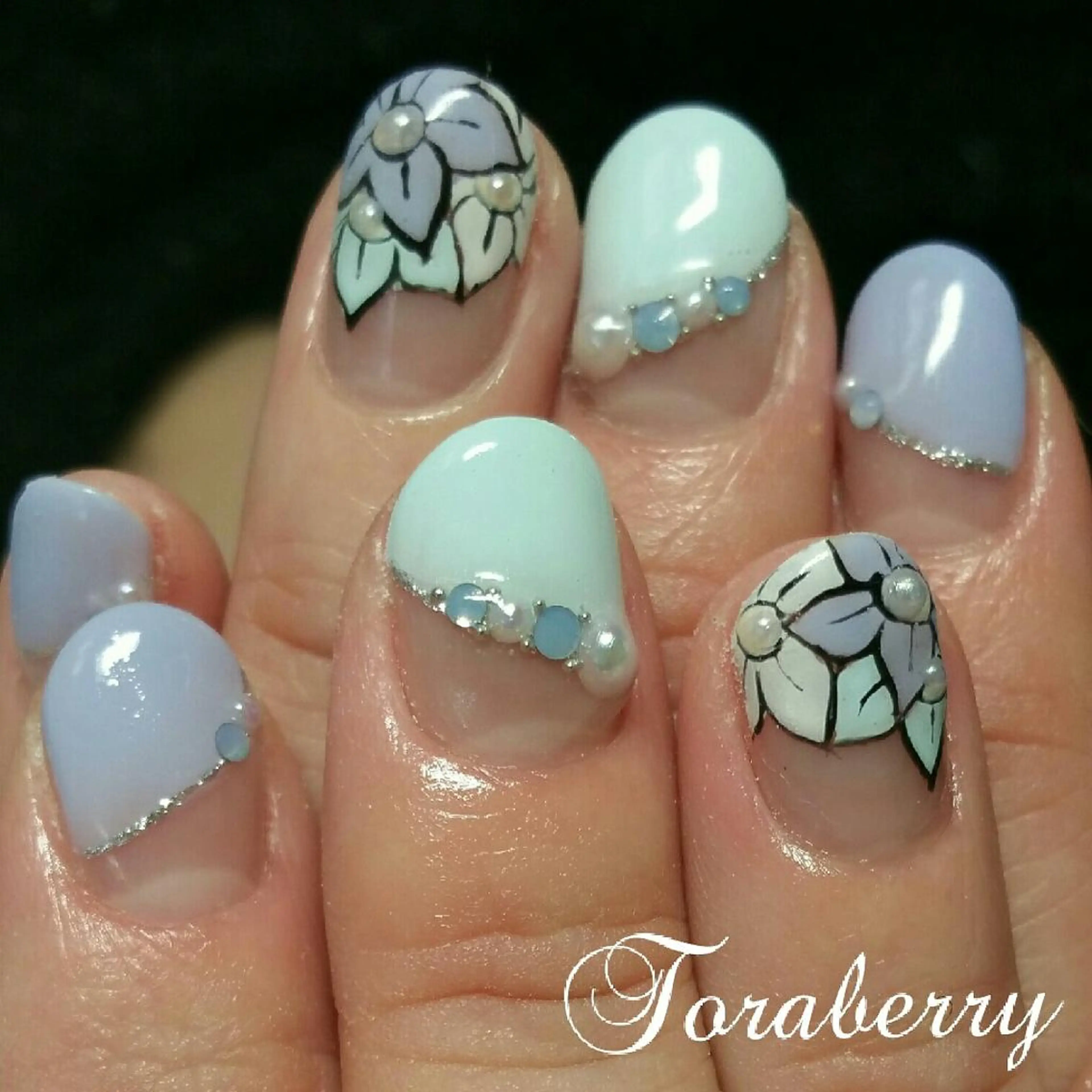 ネイル ネイリスト なつみのネイルデザイン