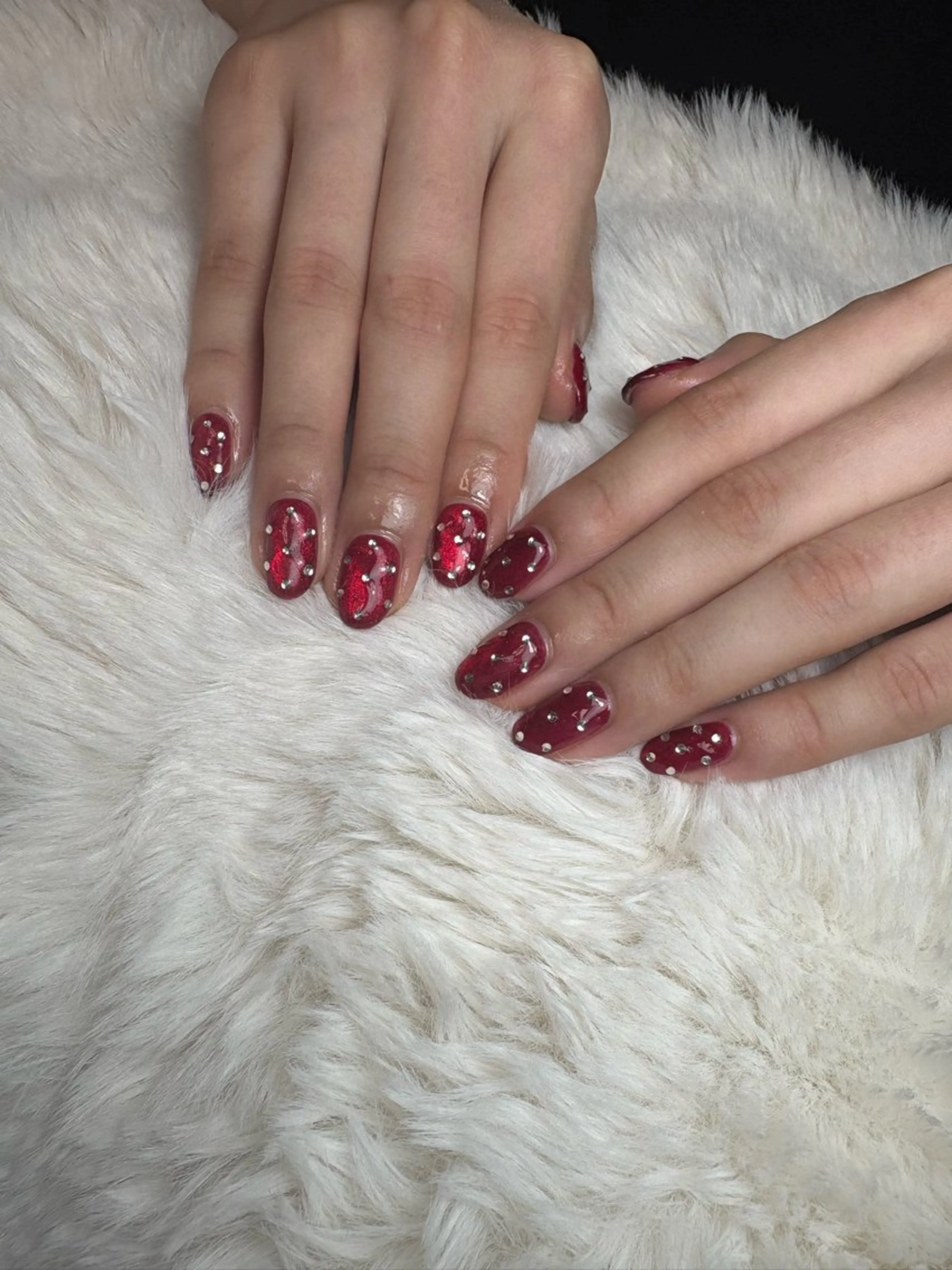 ネイル 黒須莉奈 IRYのネイルデザイン