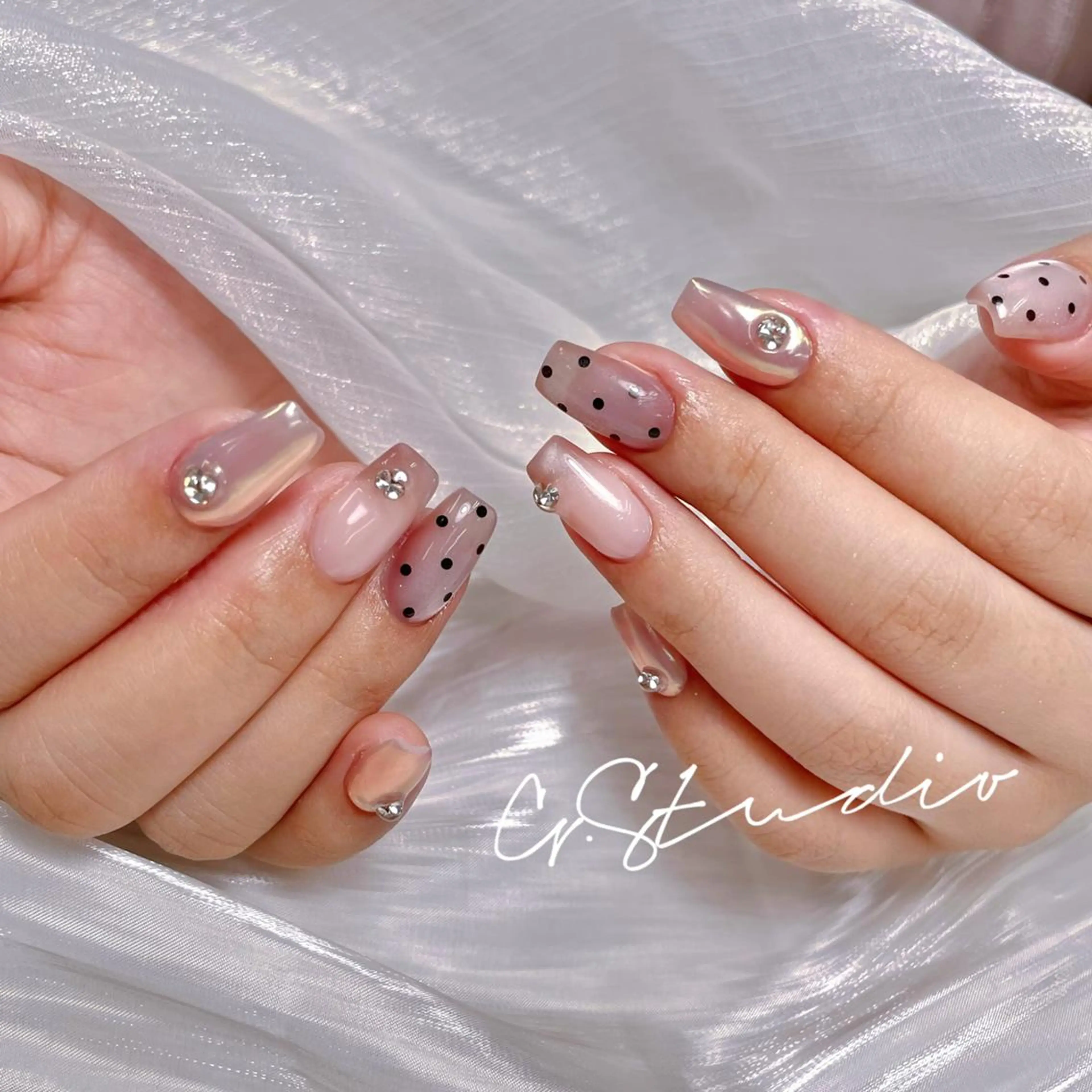 ネイル ハンドネイル ハンドケア G. 長さ出し専門店のネイルデザイン