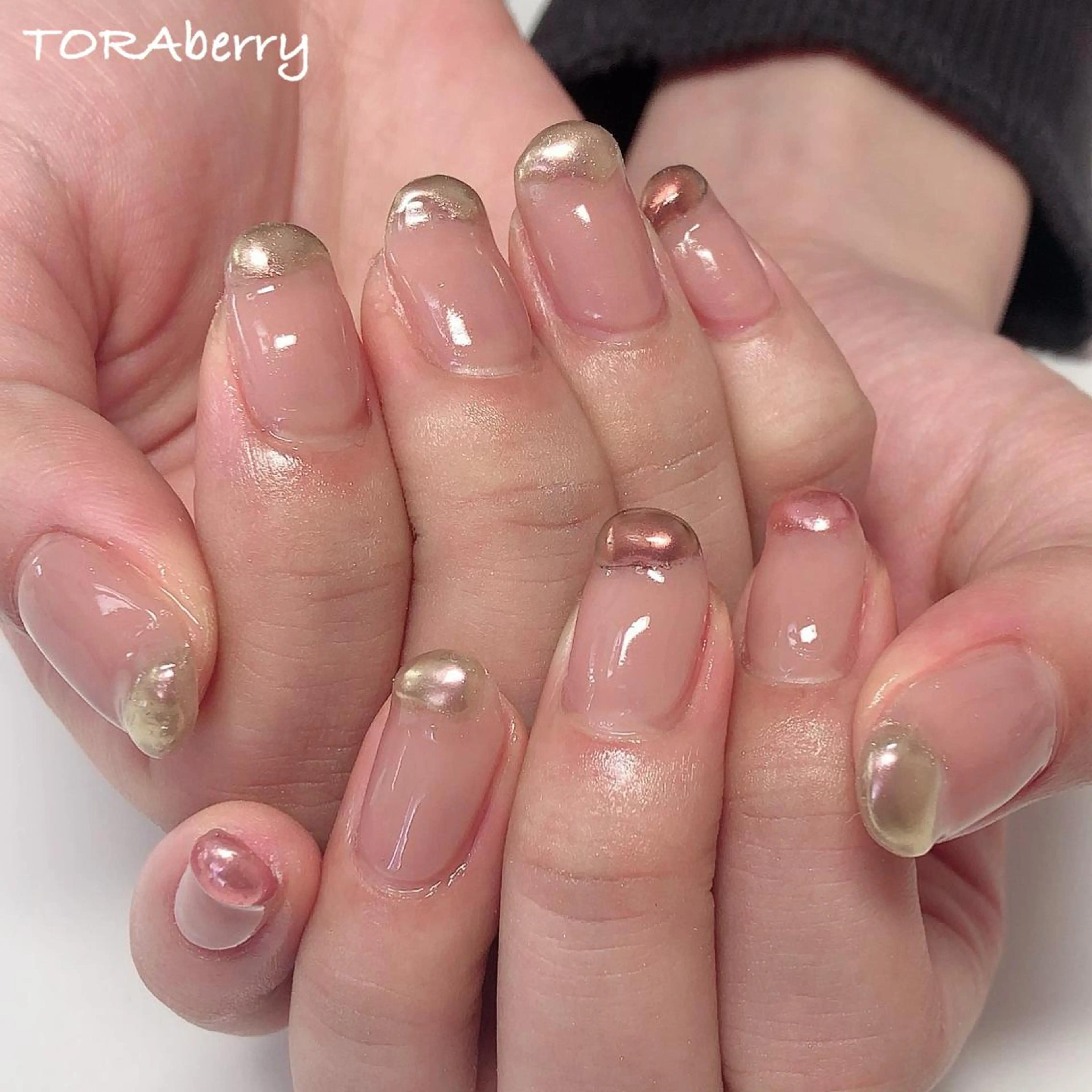 ネイル ミラーネイル ハンドネイル ネイリスト なつみのネイルデザイン