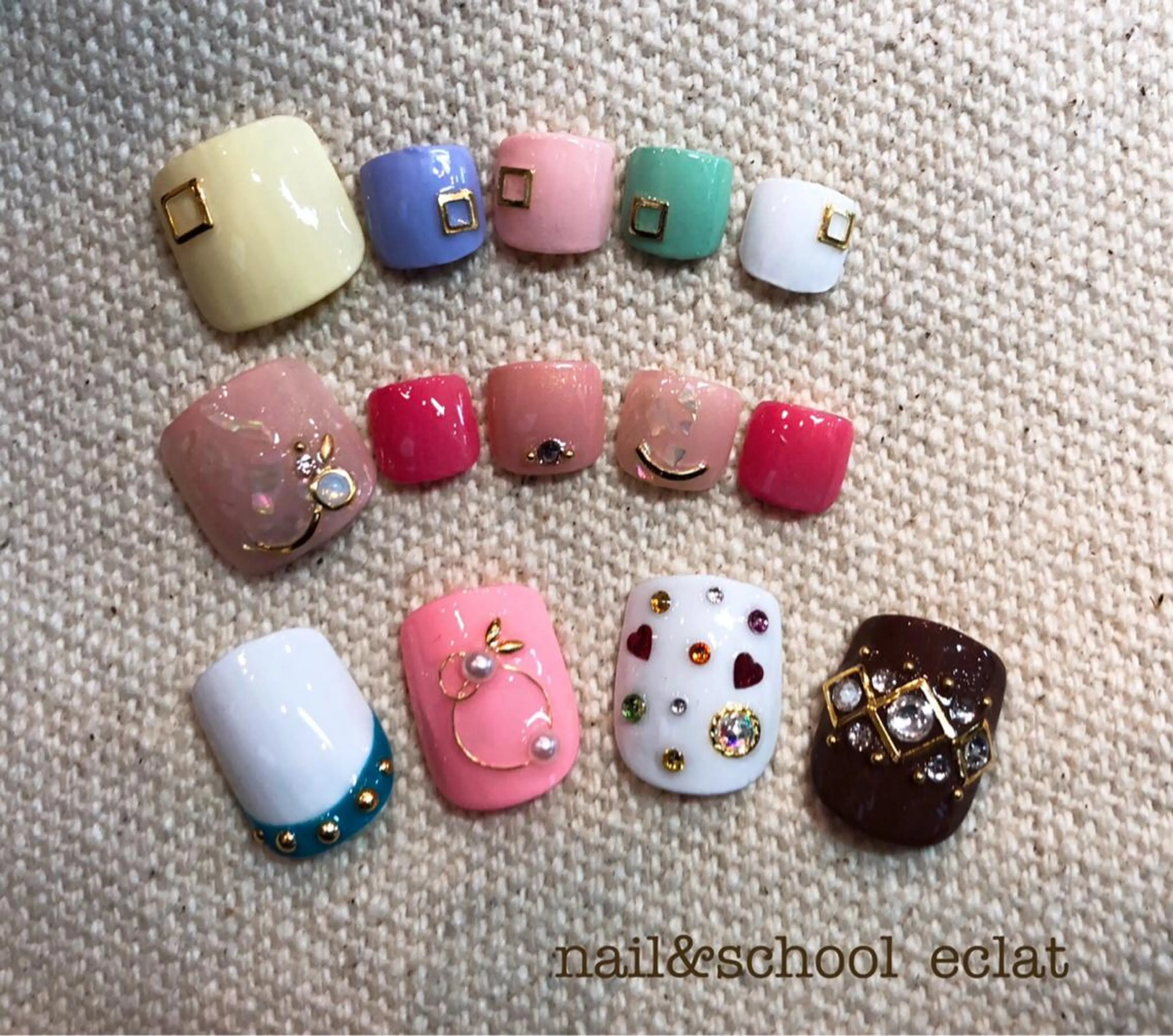 ネイル フットネイル センター南 eclatのネイルデザイン