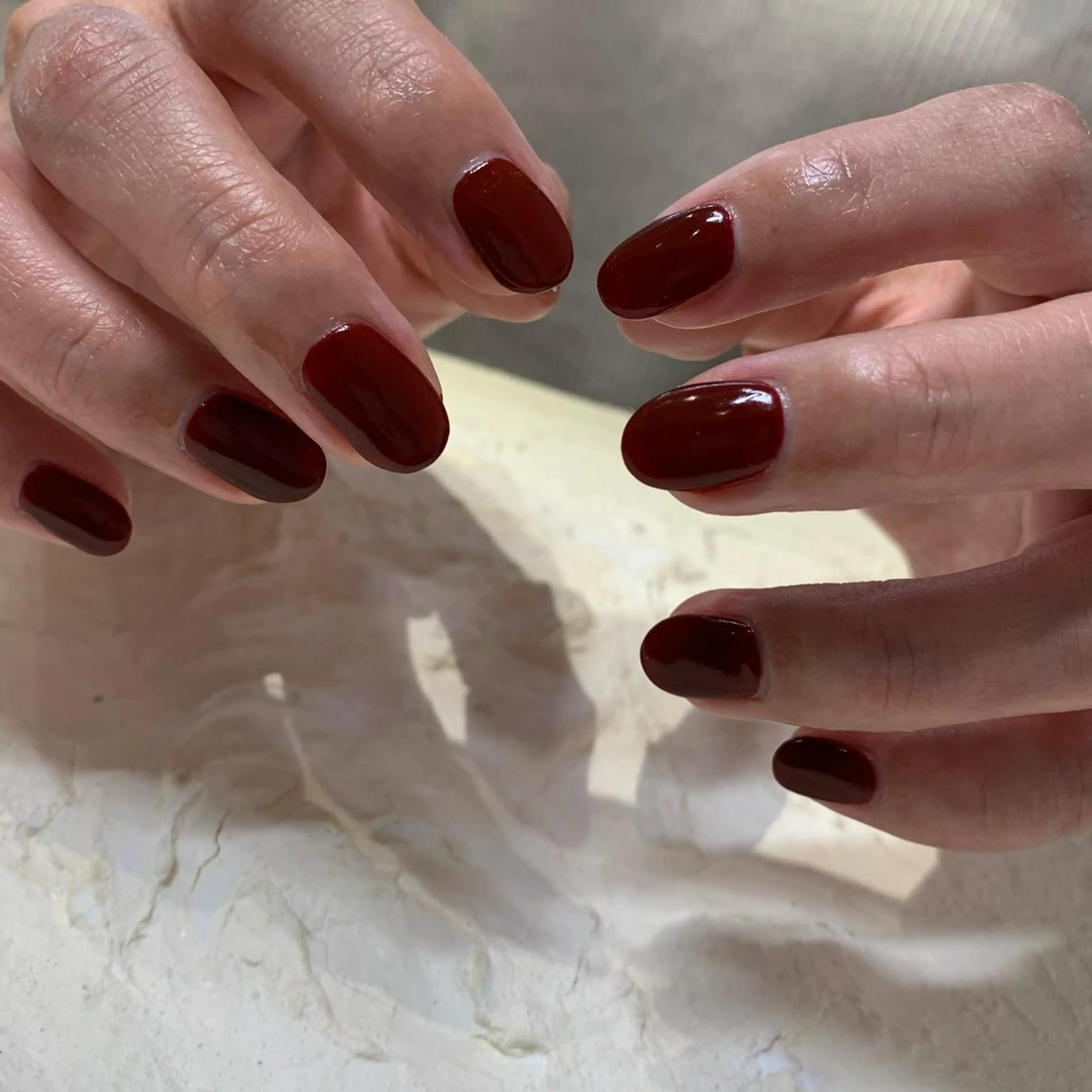 ネイル ボルドー マキノ ユイのネイルデザイン
