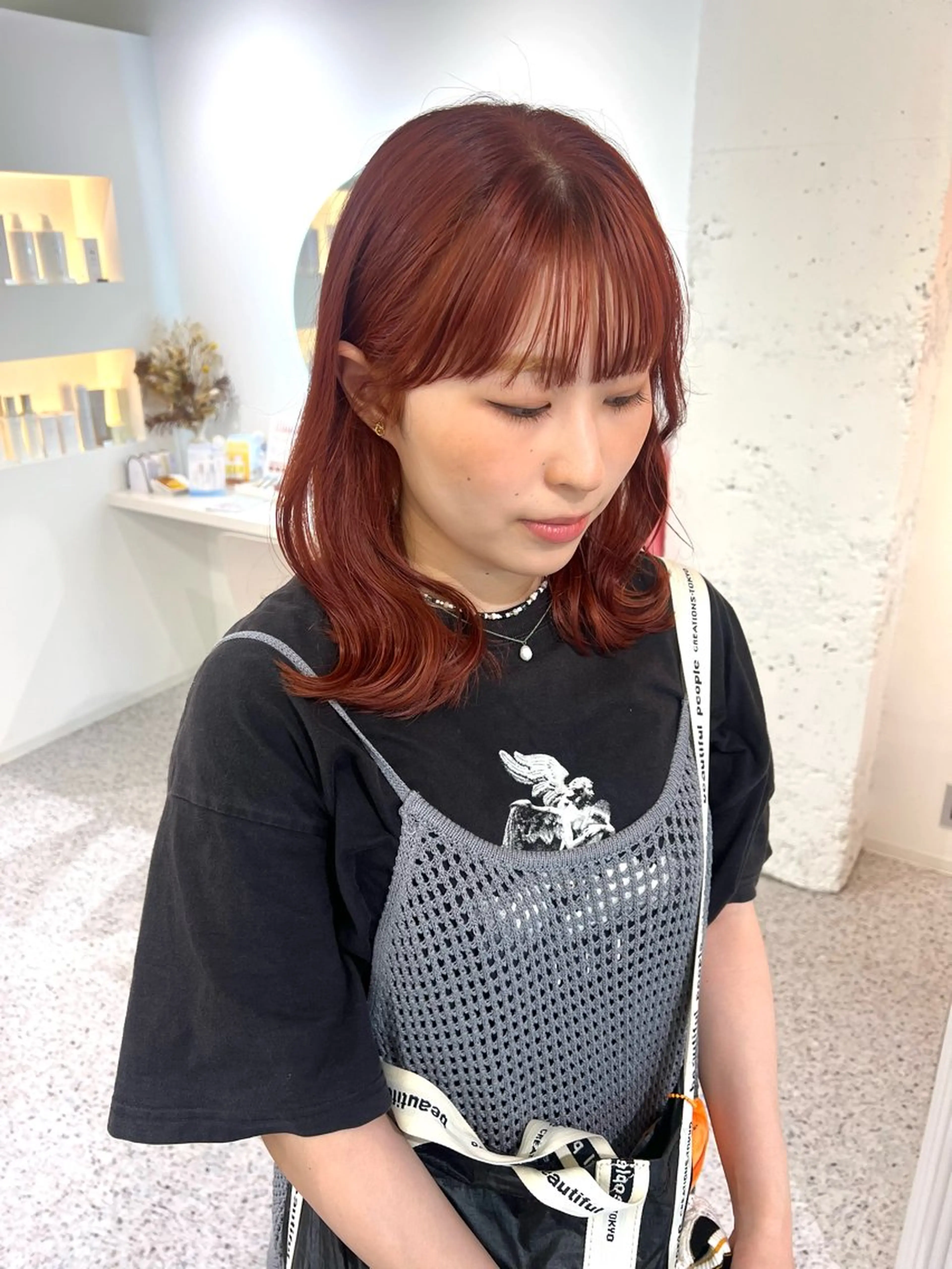 ミディアム カット ヘアカラー トリートメント cher. naoのヘアスタイル