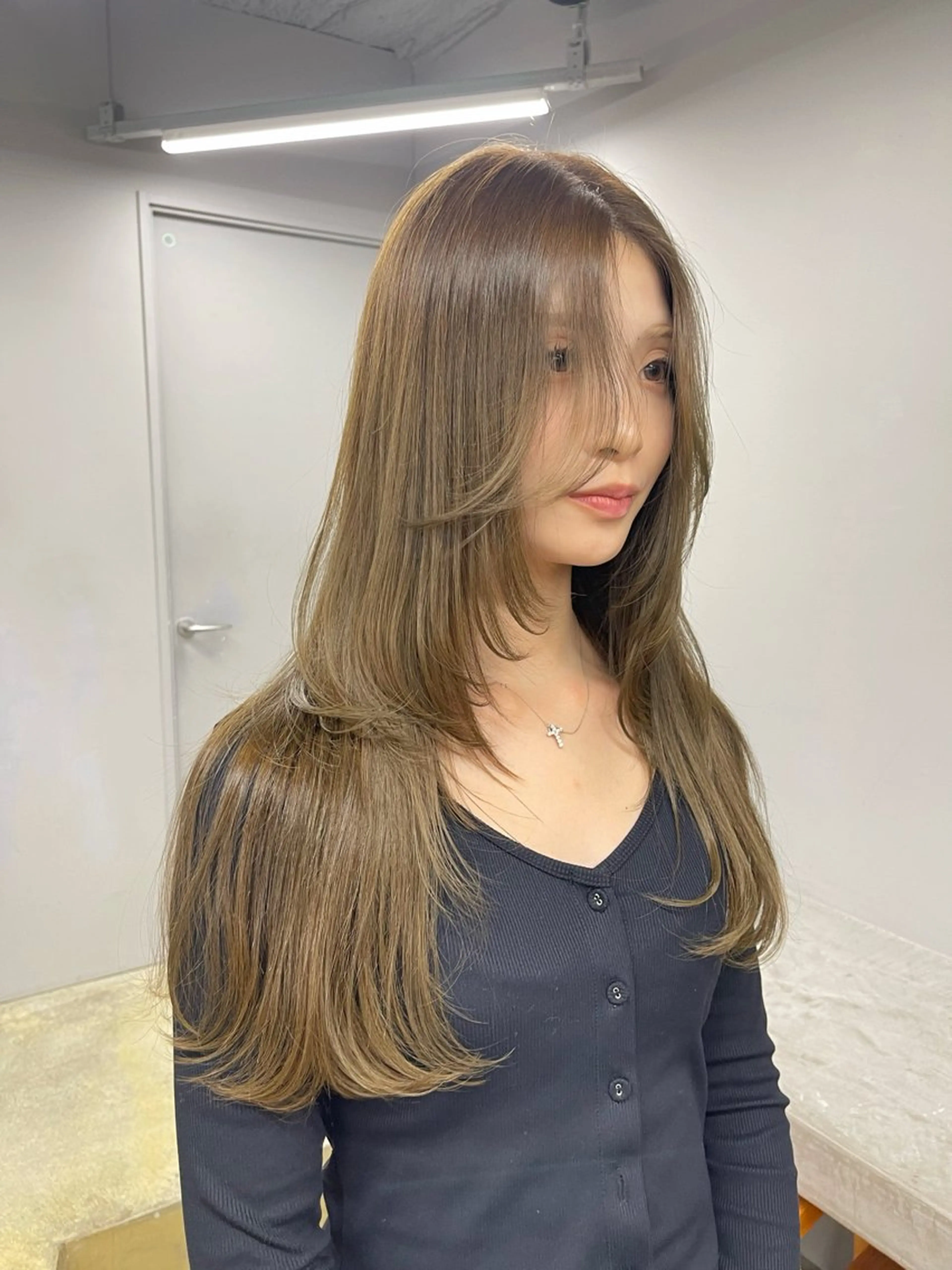 ロング カラー ベージュカラー オリーブベージュ カット ヘアカラー トリートメント 愛莉/ラベンダー/ ベージュ/ブラウンのヘアスタイル