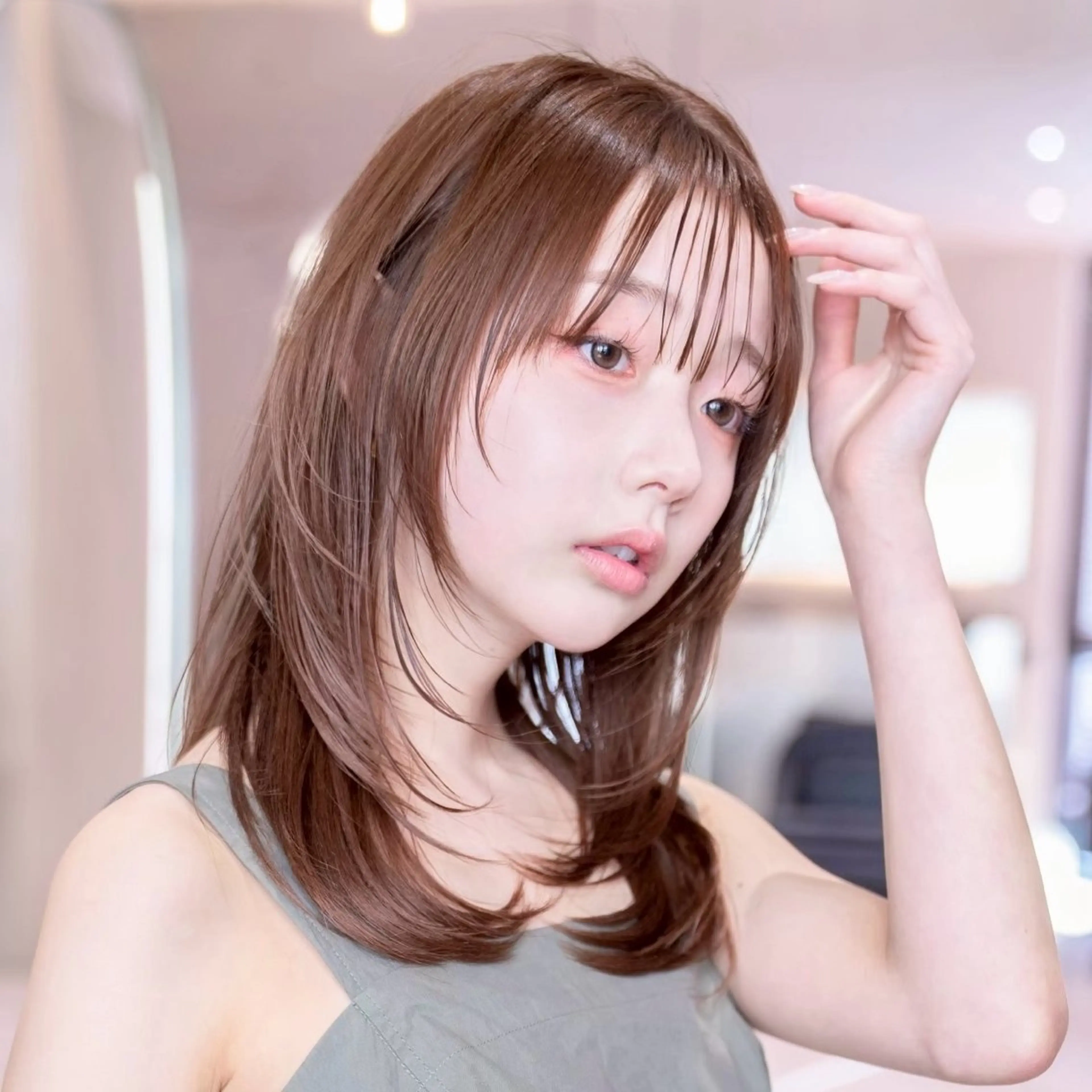 ミディアム カラー カット 渋谷/韓国レイヤー ハッシュ/堅亘🟩のヘアスタイル