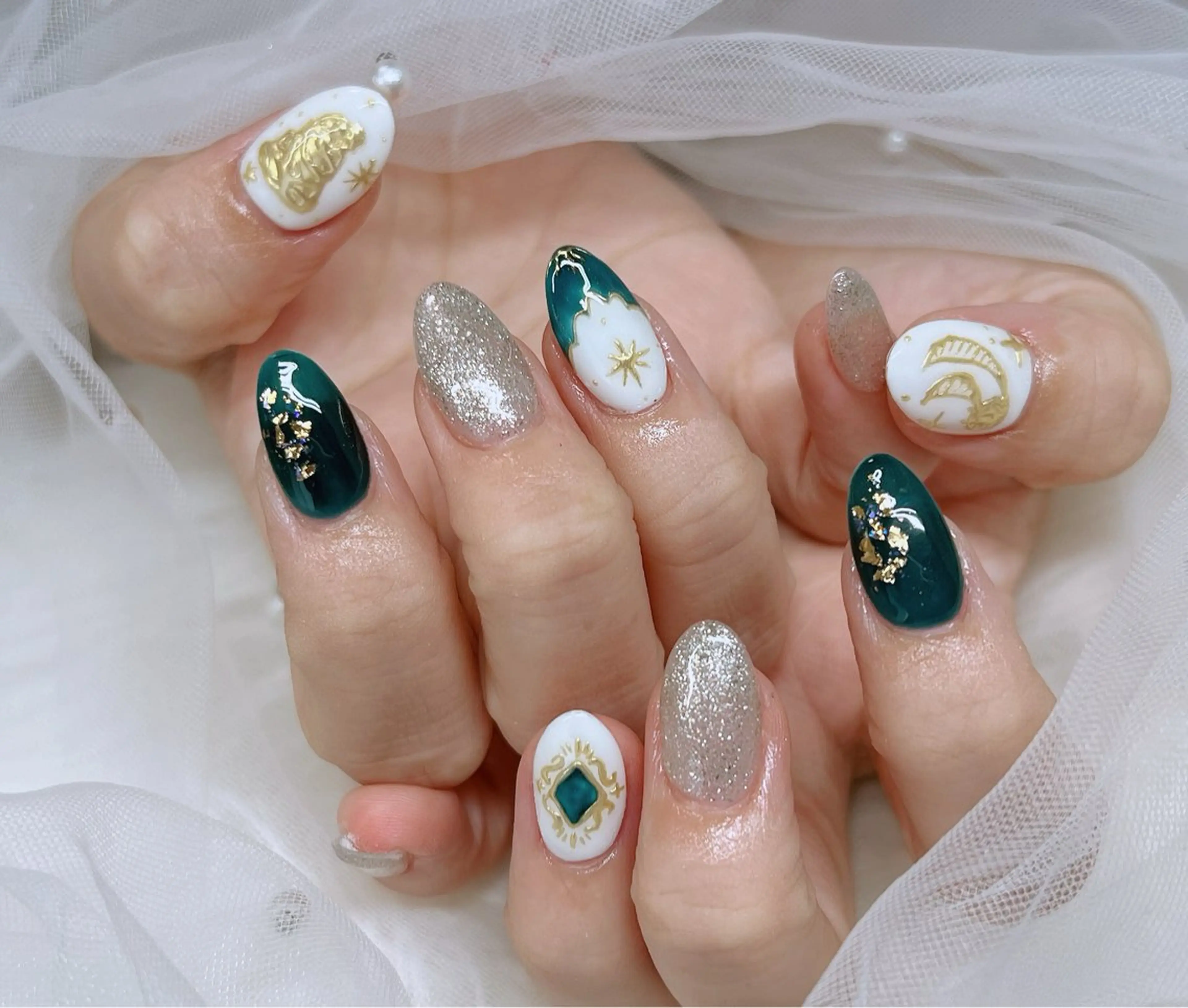 ネイル フットネイル フレンチネイル 韓国ネイル ロングネイル マグネットネイル Lee _nailのネイルデザイン