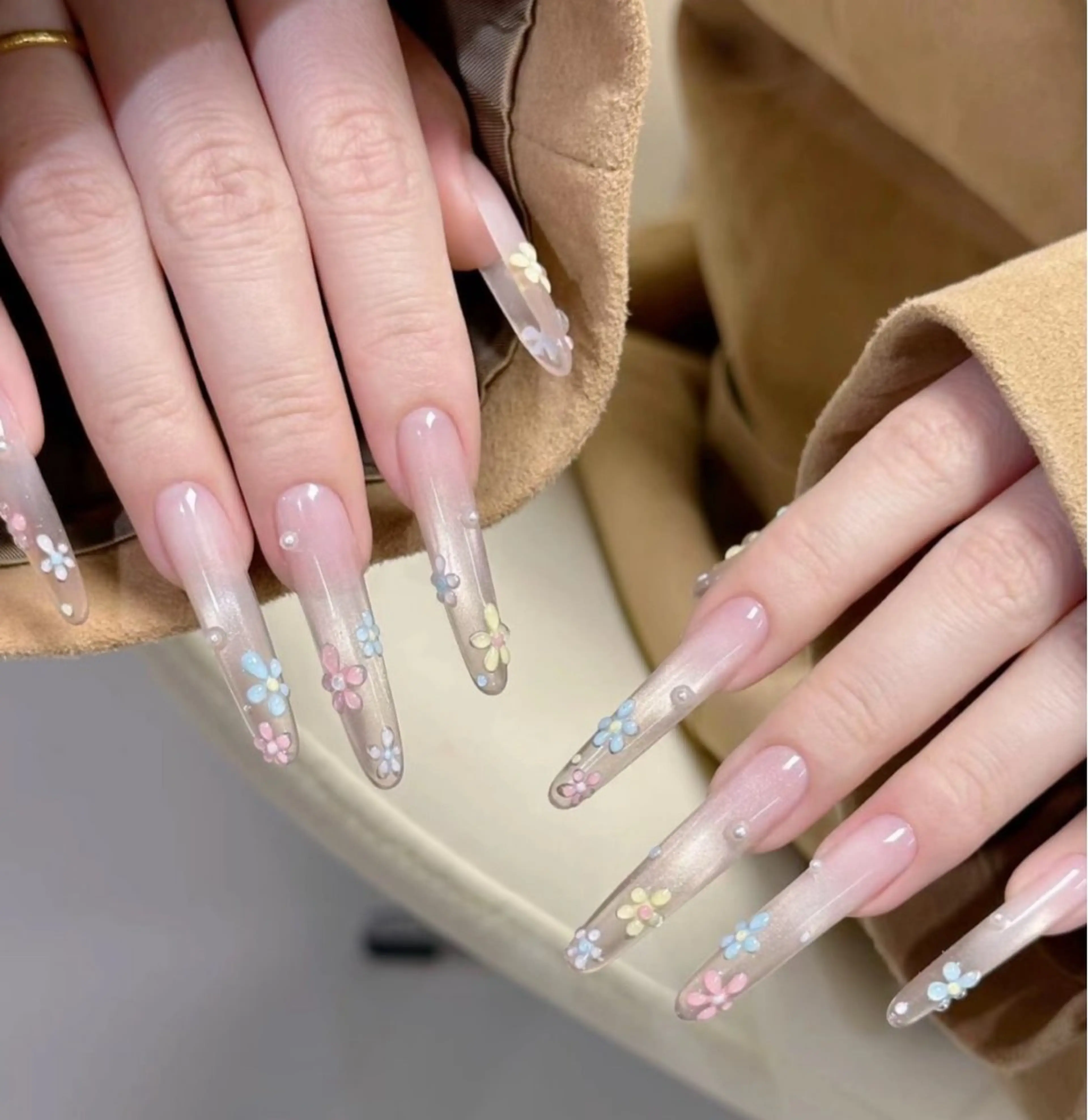 ネイル STUDIO •9のネイルデザイン