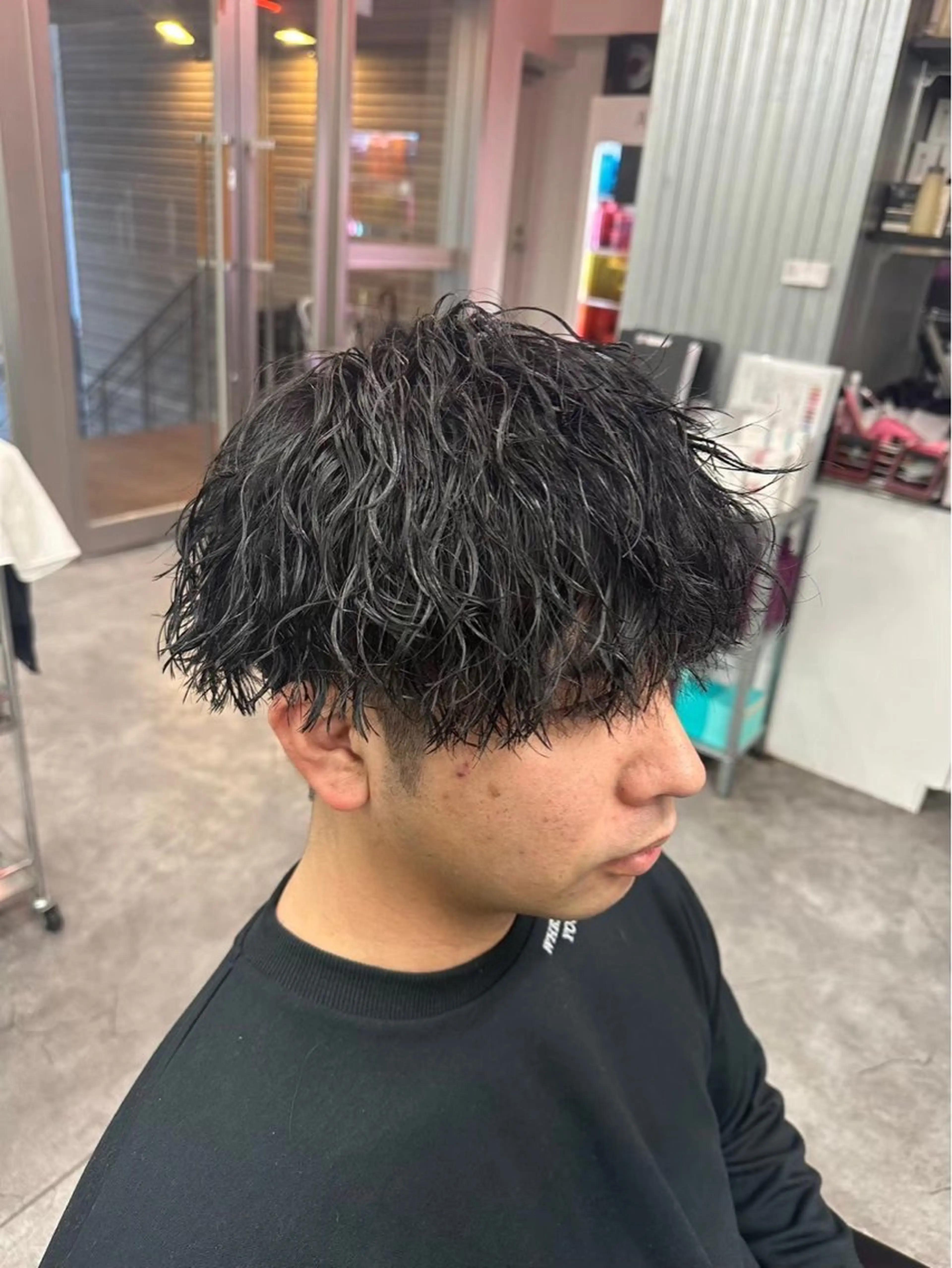 ミディアム カラー パーマ メンズ カット パーマ トリートメント ヘッドスパ メンズパーマ特化 🔥韓国ヘア職人🔥のヘアスタイル