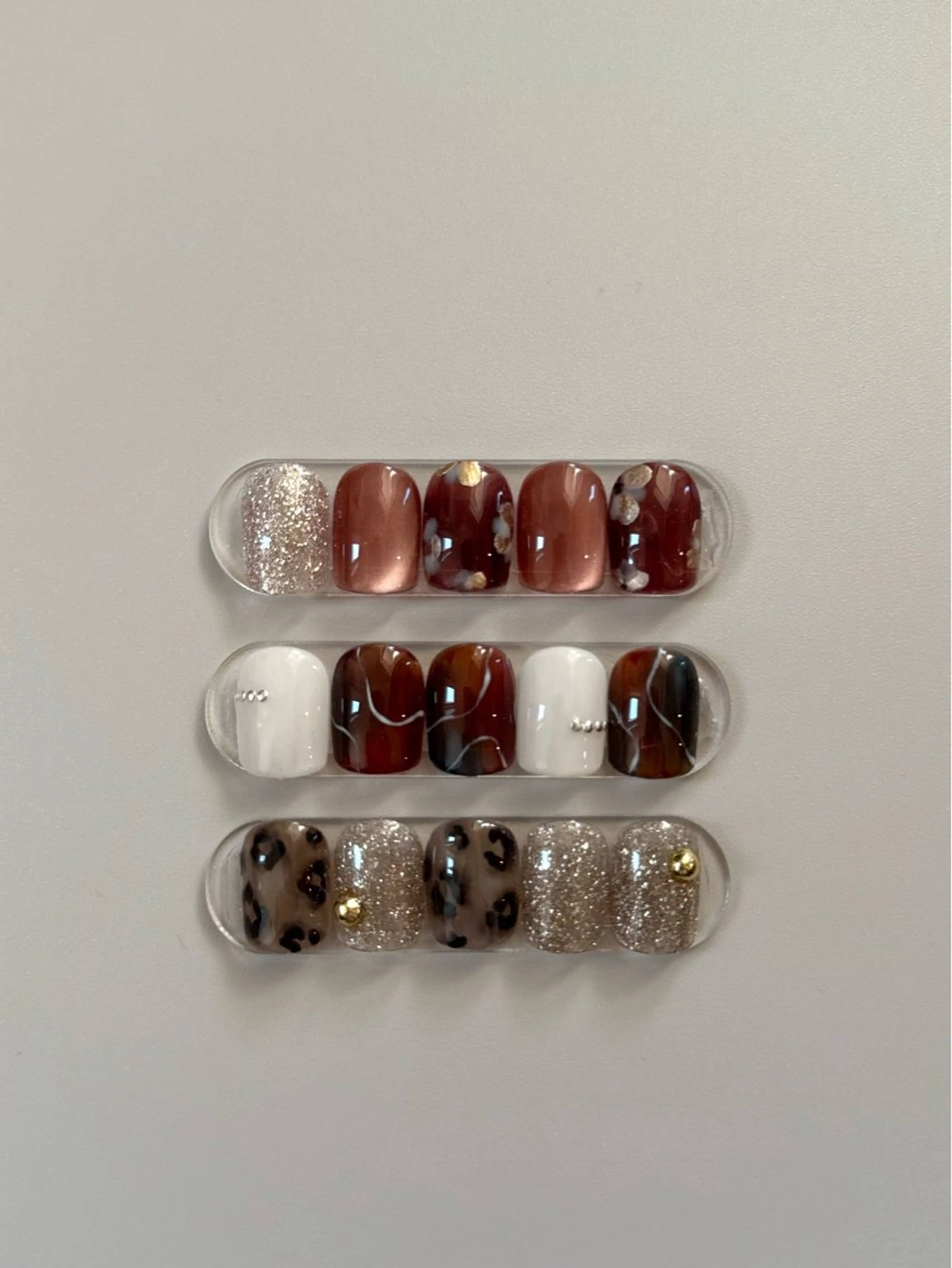 ネイル ハンドネイル Unique 【ユニーク】のネイルデザイン